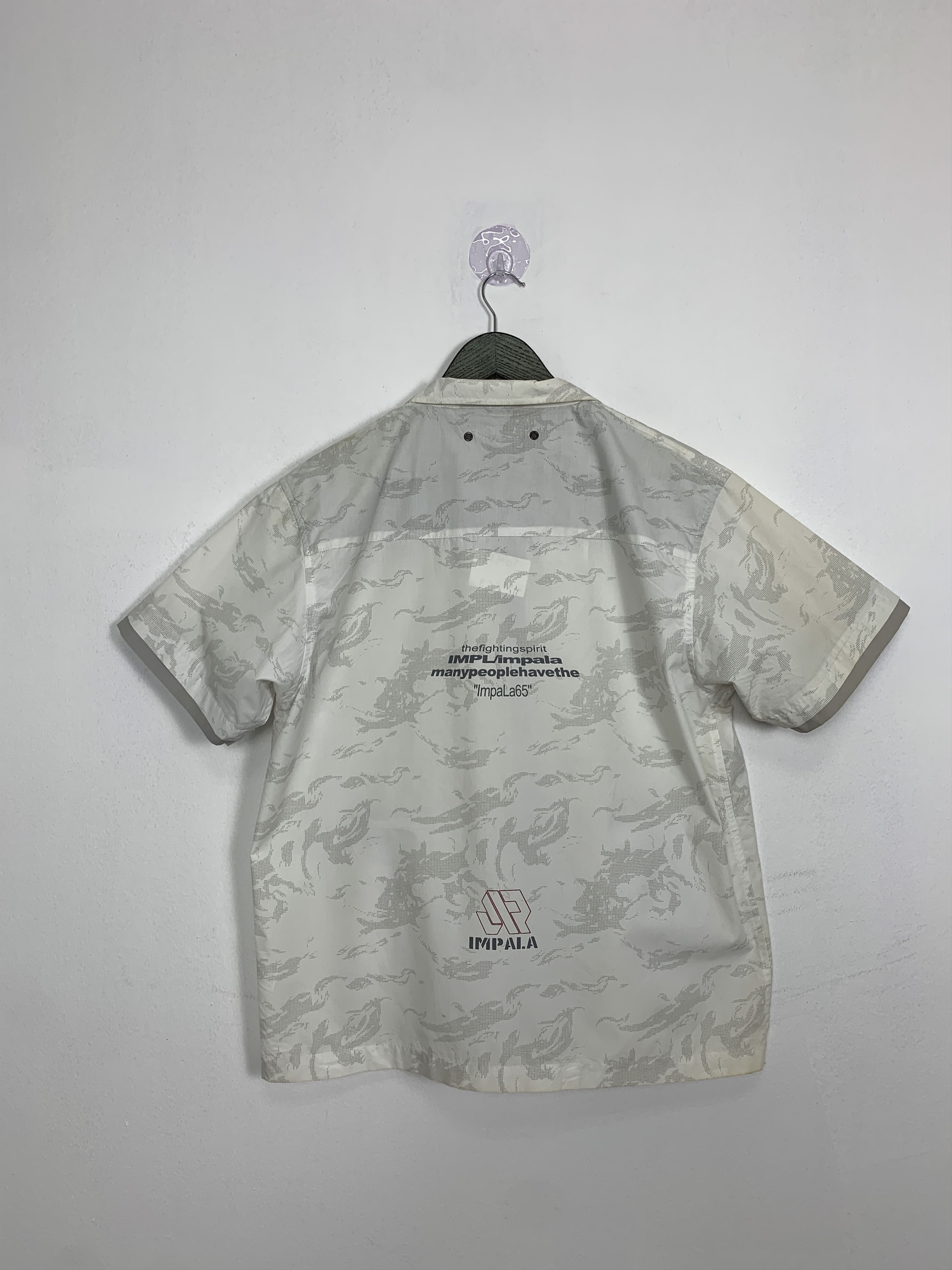 Japanese Brand Vintage Impala Short Sleeve Outwear Abstract Design Size US S / EU 44-46 / 1 - 2 Thumbnail