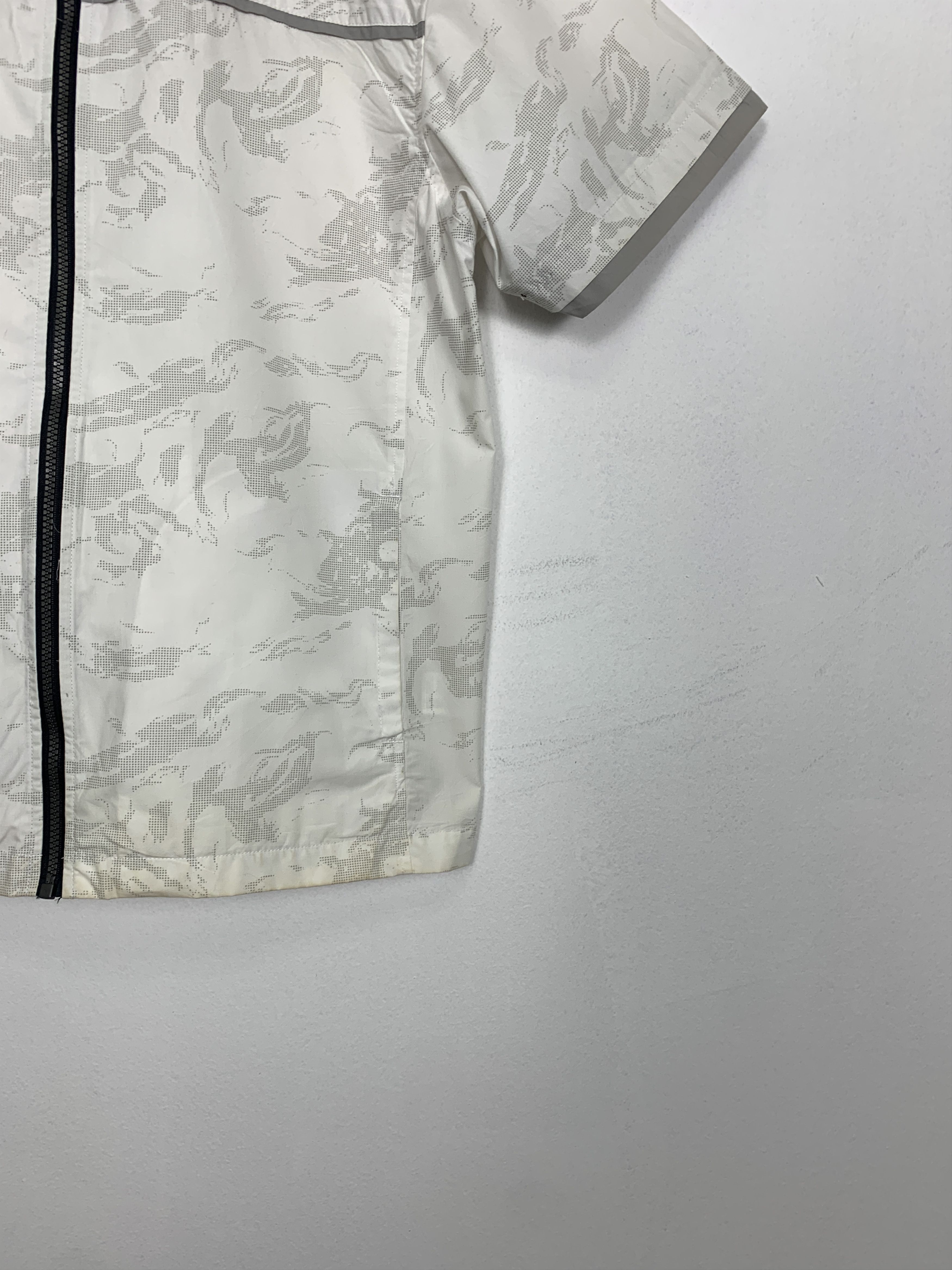 Japanese Brand Vintage Impala Short Sleeve Outwear Abstract Design Size US S / EU 44-46 / 1 - 6 Thumbnail