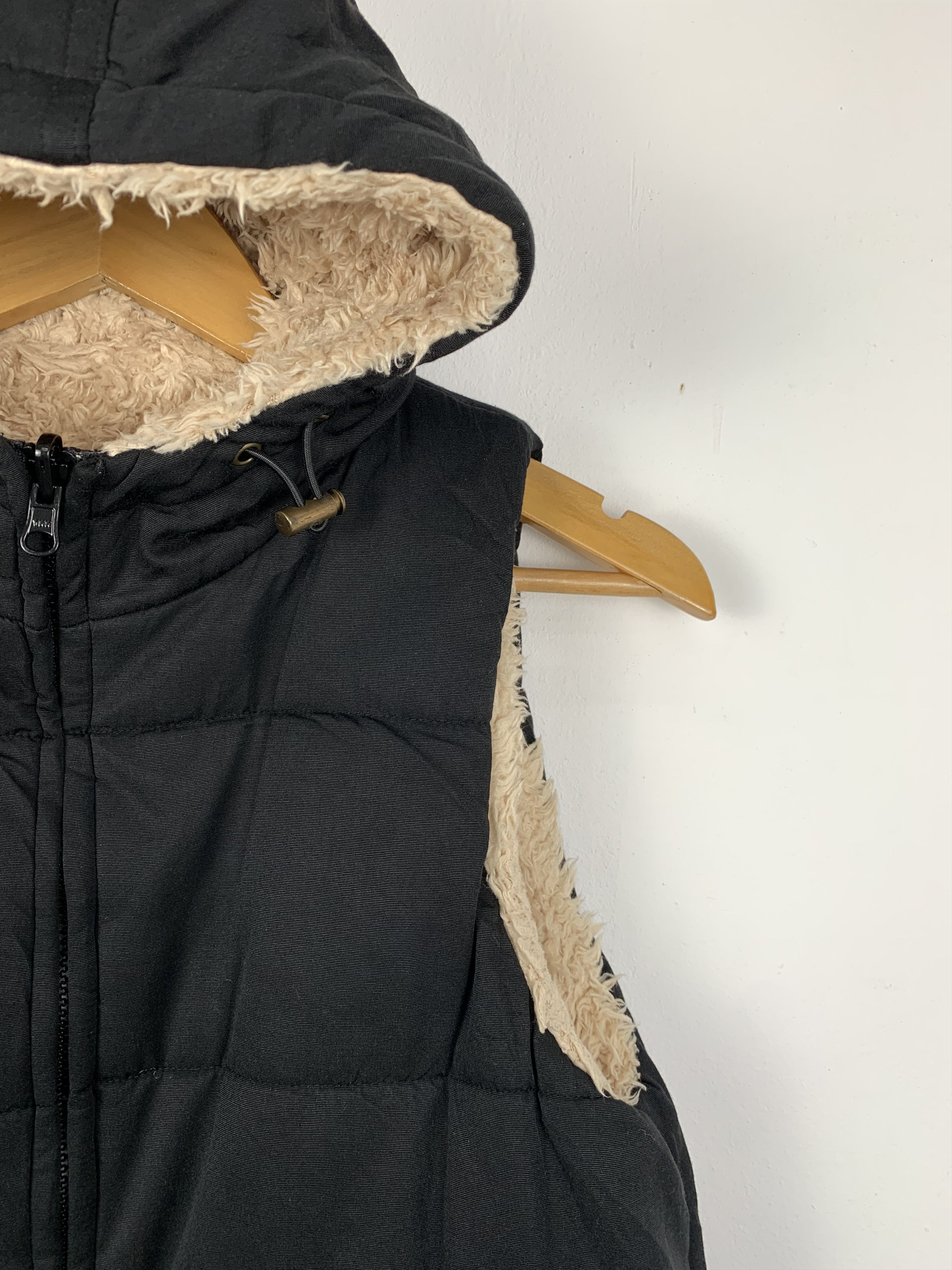 LOWRYS FARM Vintage LOWRYS FARM Reversible Sherpa Puffer Vest V0067 Size US XS / EU 42 / 0 - 4 Thumbnail
