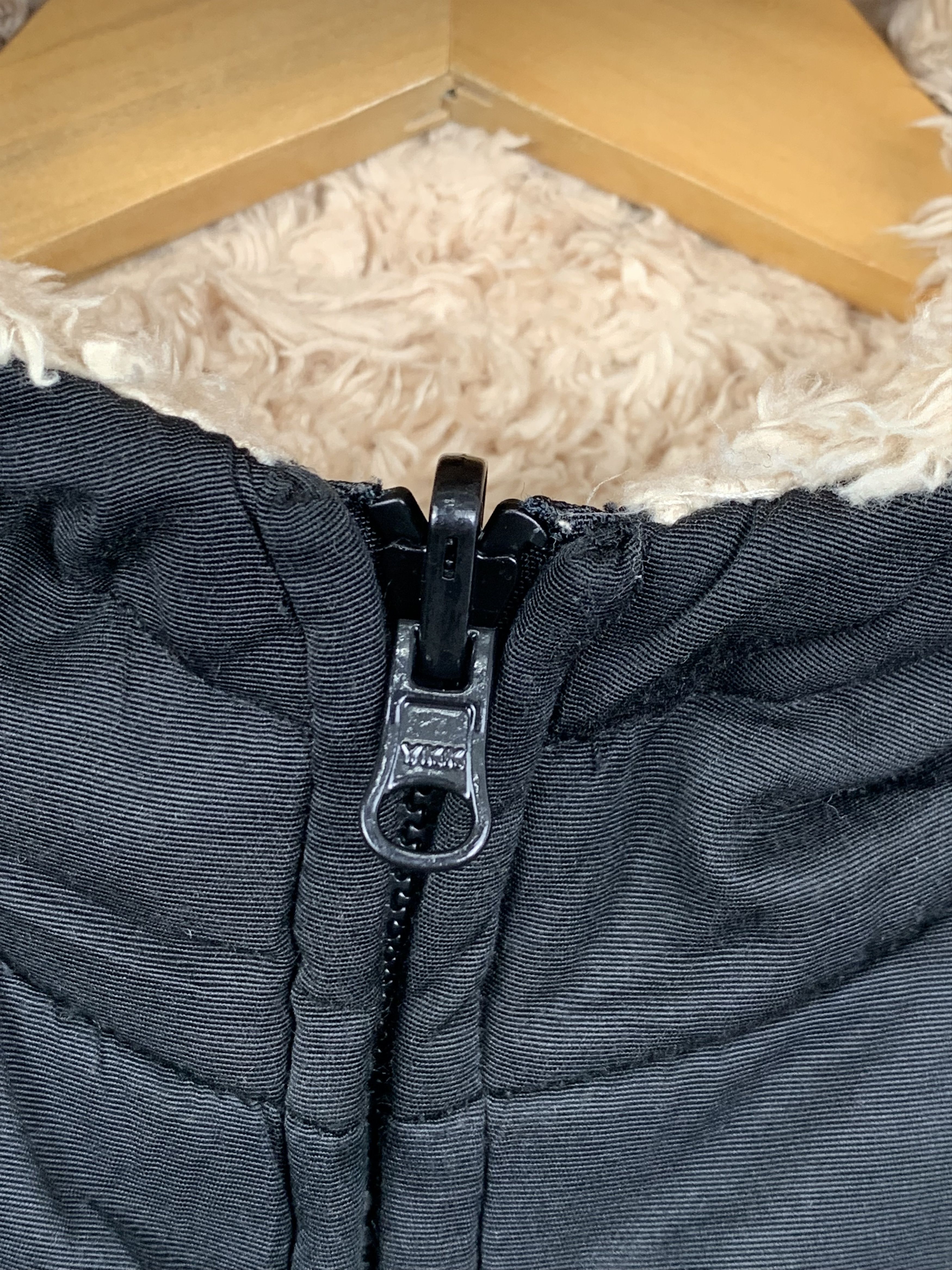 LOWRYS FARM Vintage LOWRYS FARM Reversible Sherpa Puffer Vest V0067 Size US XS / EU 42 / 0 - 6 Thumbnail