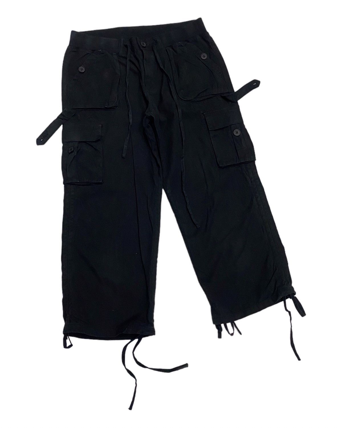 Issey Miyake VINTAGE JAPANESE BRAND MULTI POCKET BONDAGE CARGO SHORT PANT Size US 30 / EU 46 - 5 Thumbnail