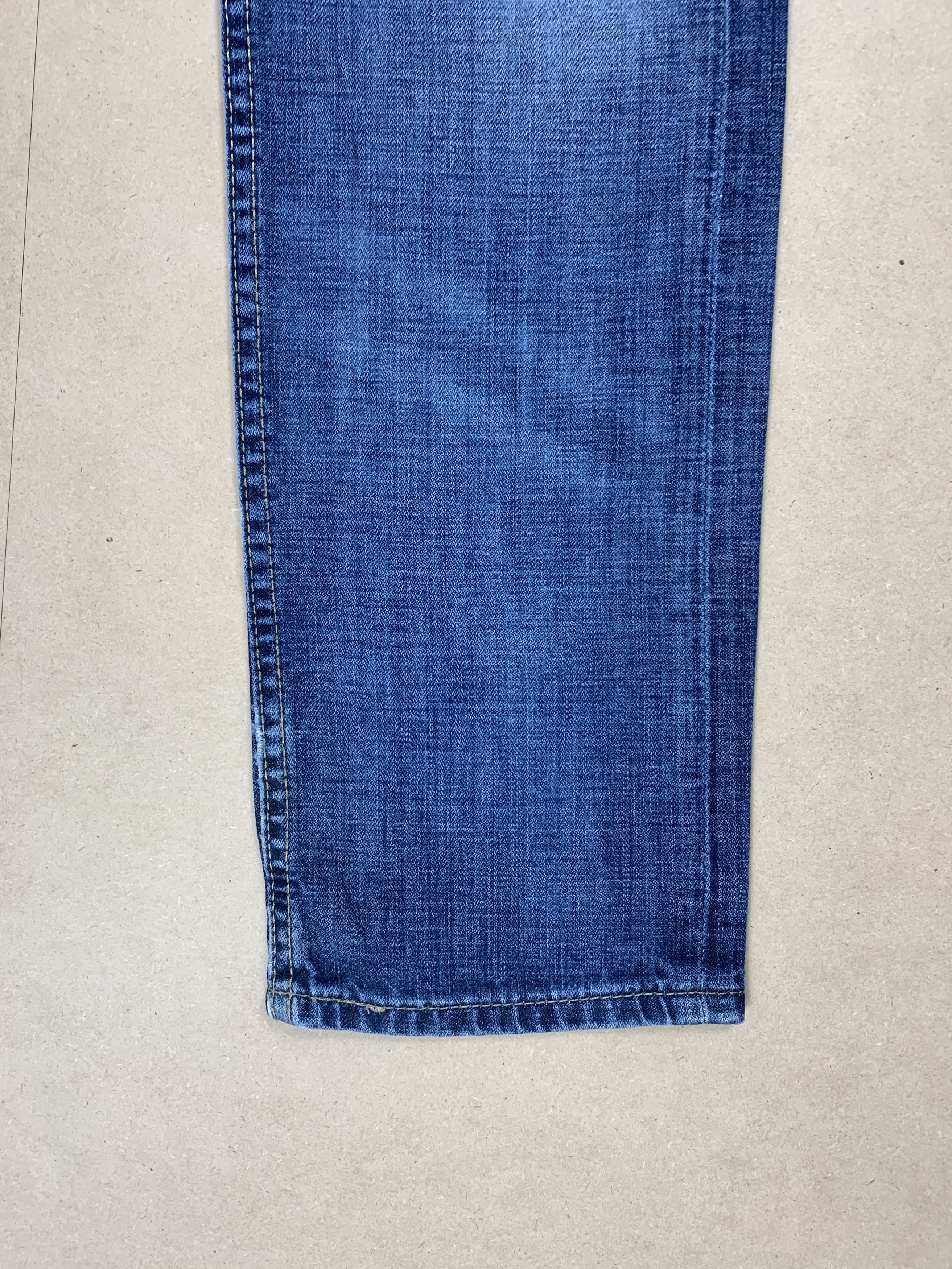 Levi's × Vintage Vintage LEVI'S 513 Distressed Faded StraightCut Mid Wash Size US 28 / EU 44 - 3 Thumbnail