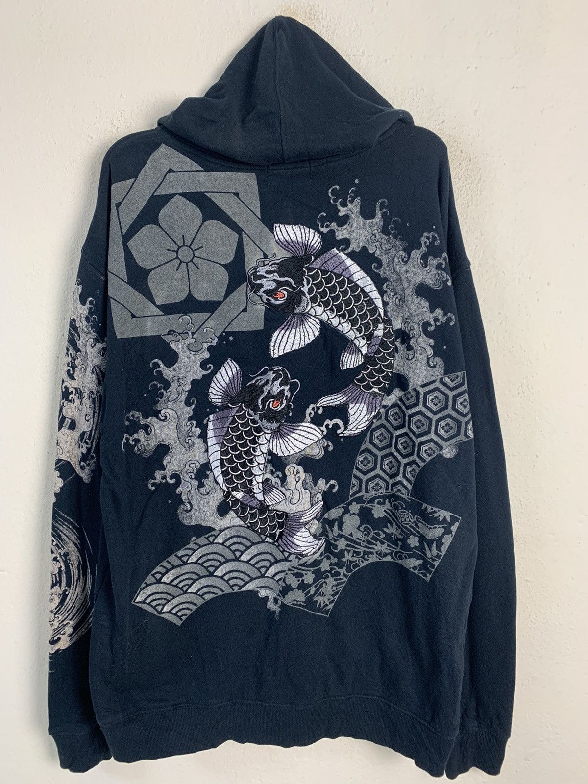 Japanese Brand Fugutaiten Sukajan Koi Fish Hoodie Size US L / EU 52-54 / 3 - 1 Thumbnail