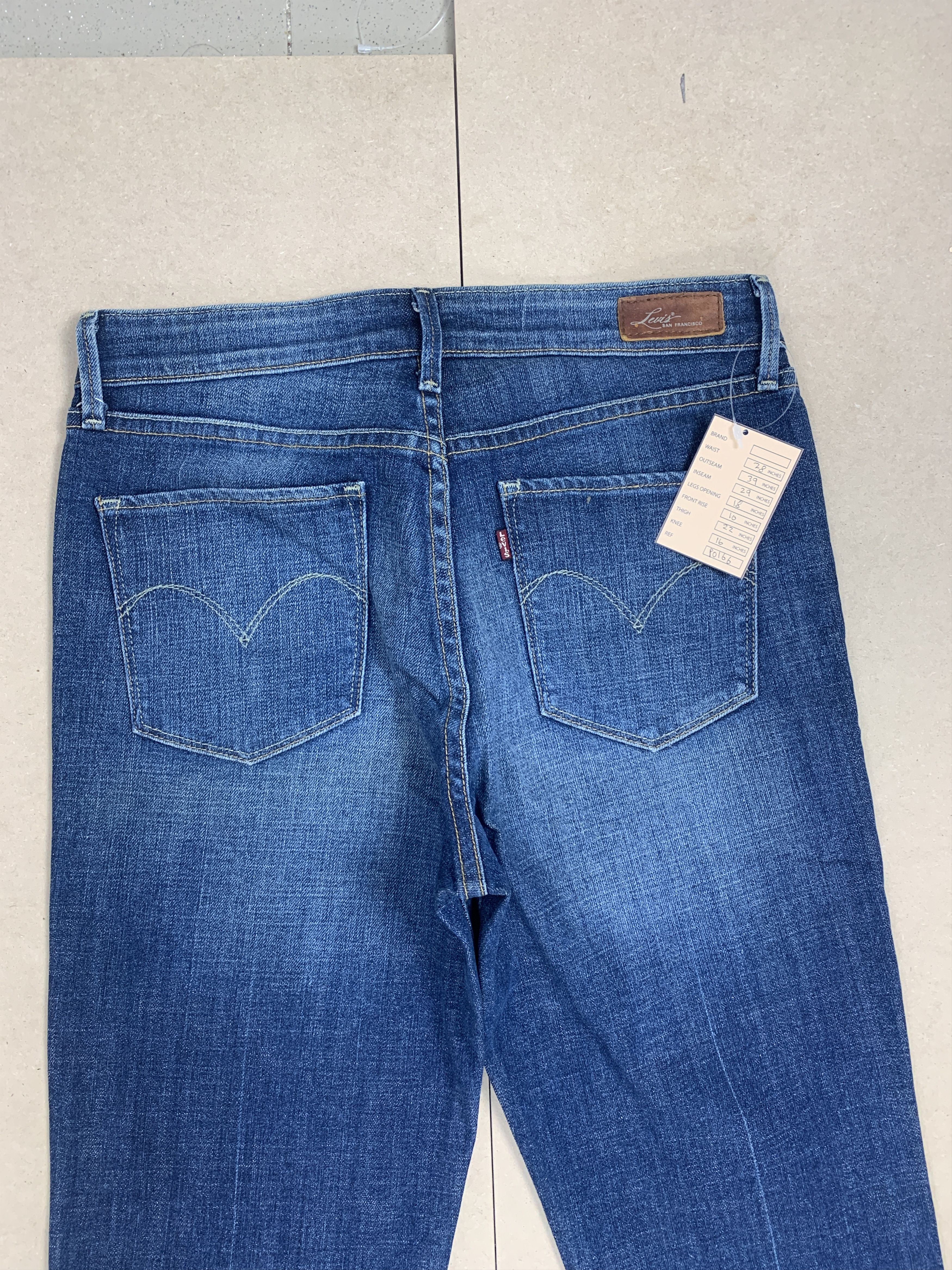 Levi's × Vintage Vintage Levi's Demi Curve Classic Boot Cut Faded Mid Wash Size 28" / US 6 / IT 42 - 7 Thumbnail