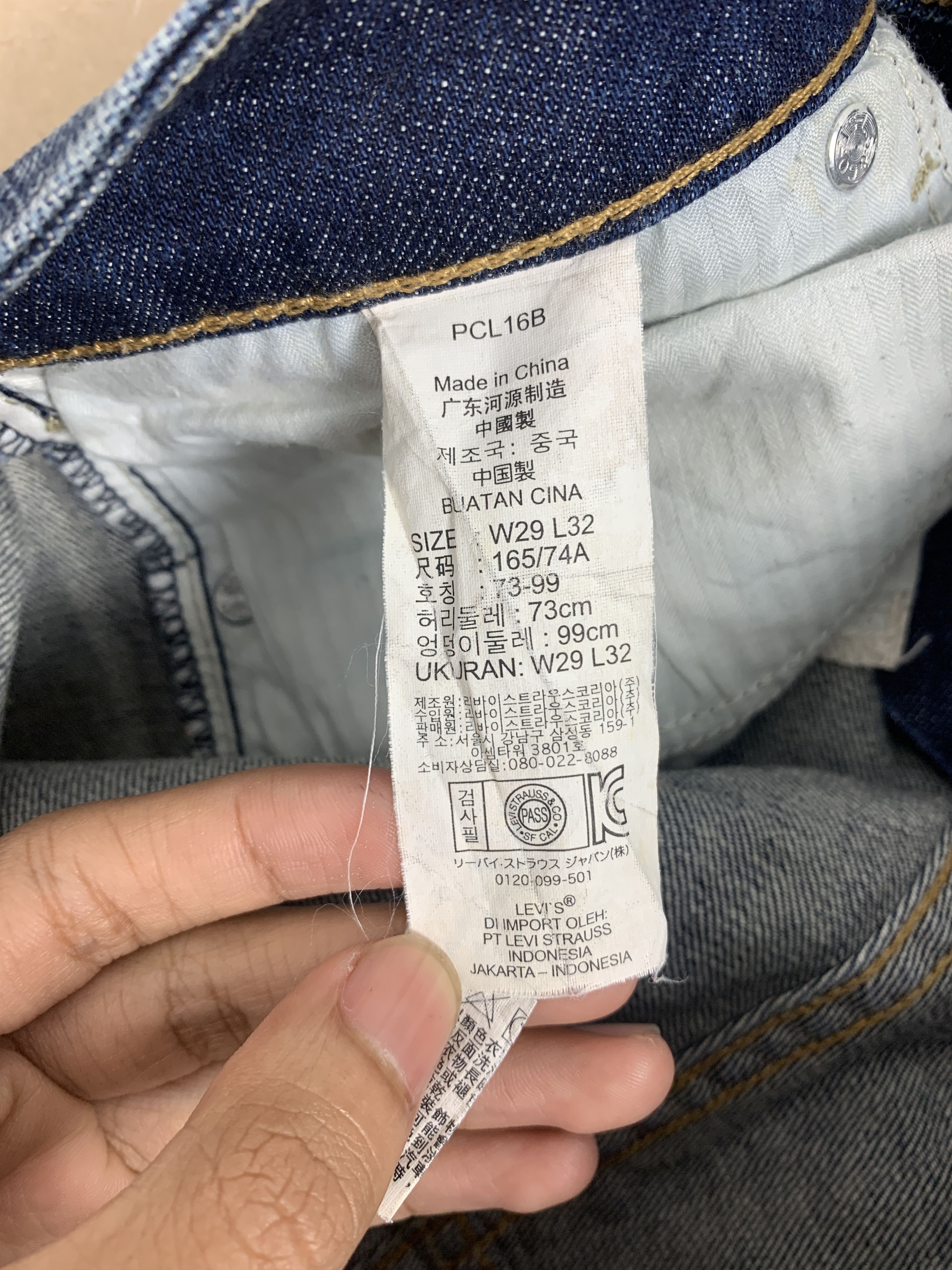 Levi's × Vintage Vintage Levi's Demi Curve Classic Boot Cut Faded Mid Wash Size 28" / US 6 / IT 42 - 11 Thumbnail