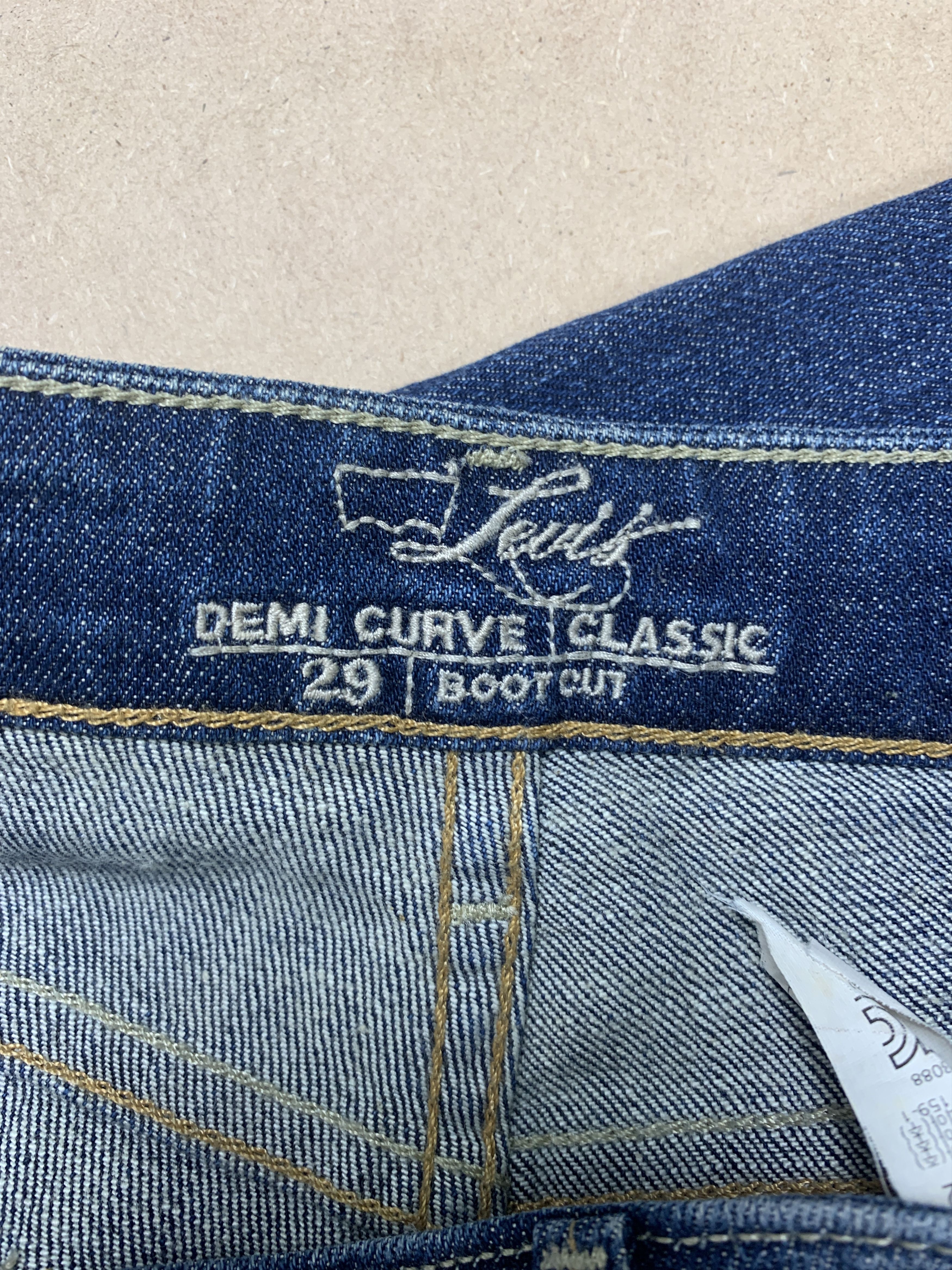 Levi's × Vintage Vintage Levi's Demi Curve Classic Boot Cut Faded Mid Wash Size 28" / US 6 / IT 42 - 10 Thumbnail