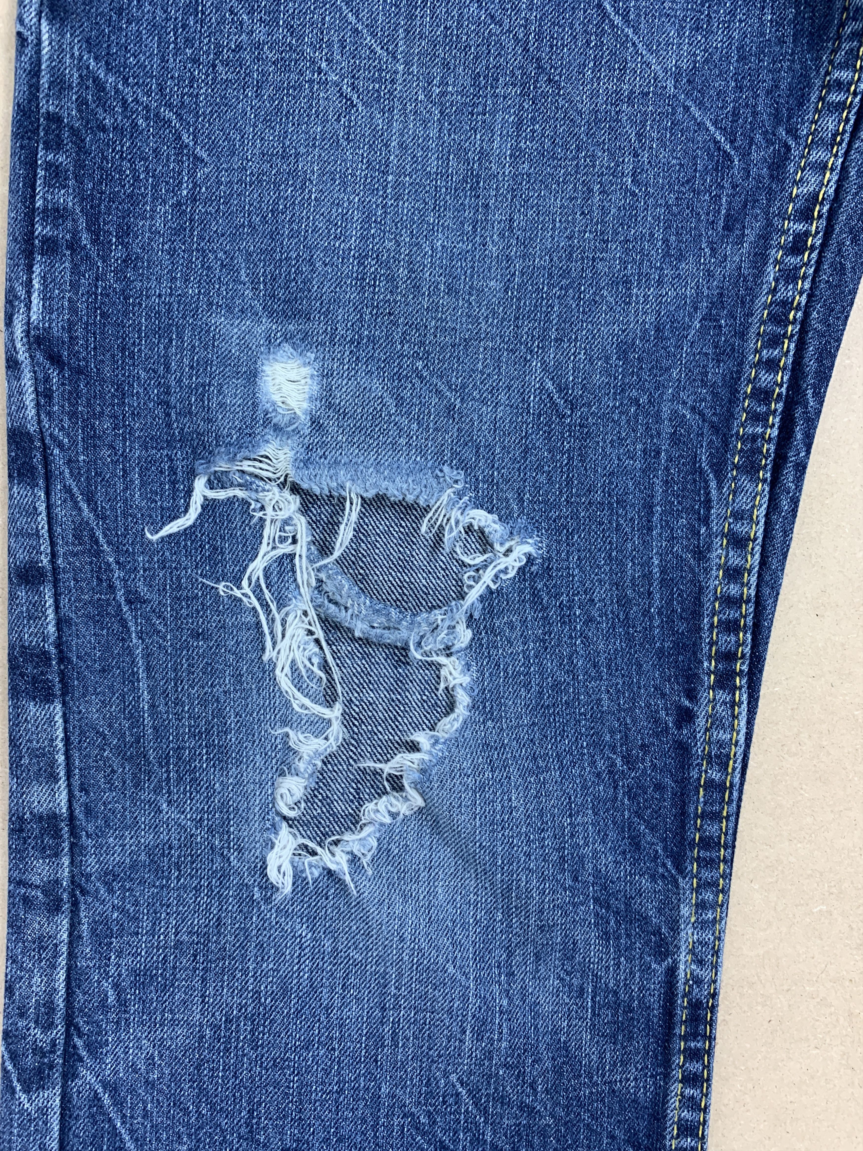 Levi's Vintage Levi's 502 Women Distressed Jeans Size 26" / US 2 / IT 38 - 5 Thumbnail