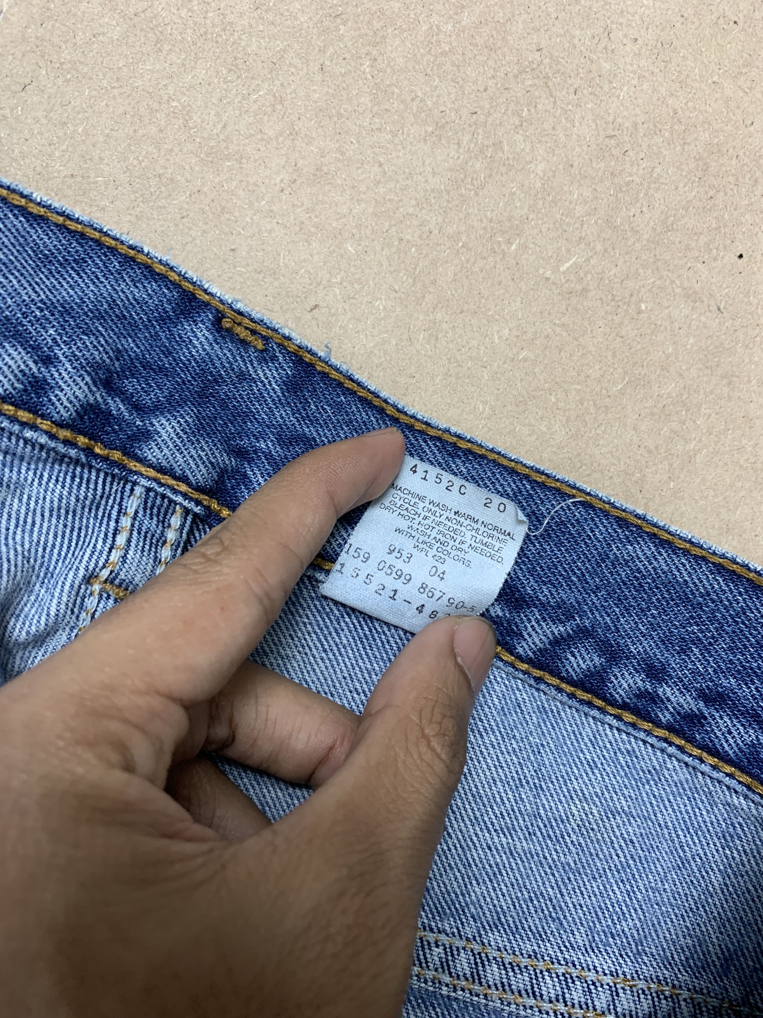 Levi's Vintage Levis 512 Straight Cut Faded Mid Wash Jeans Size US 33 - 11 Thumbnail