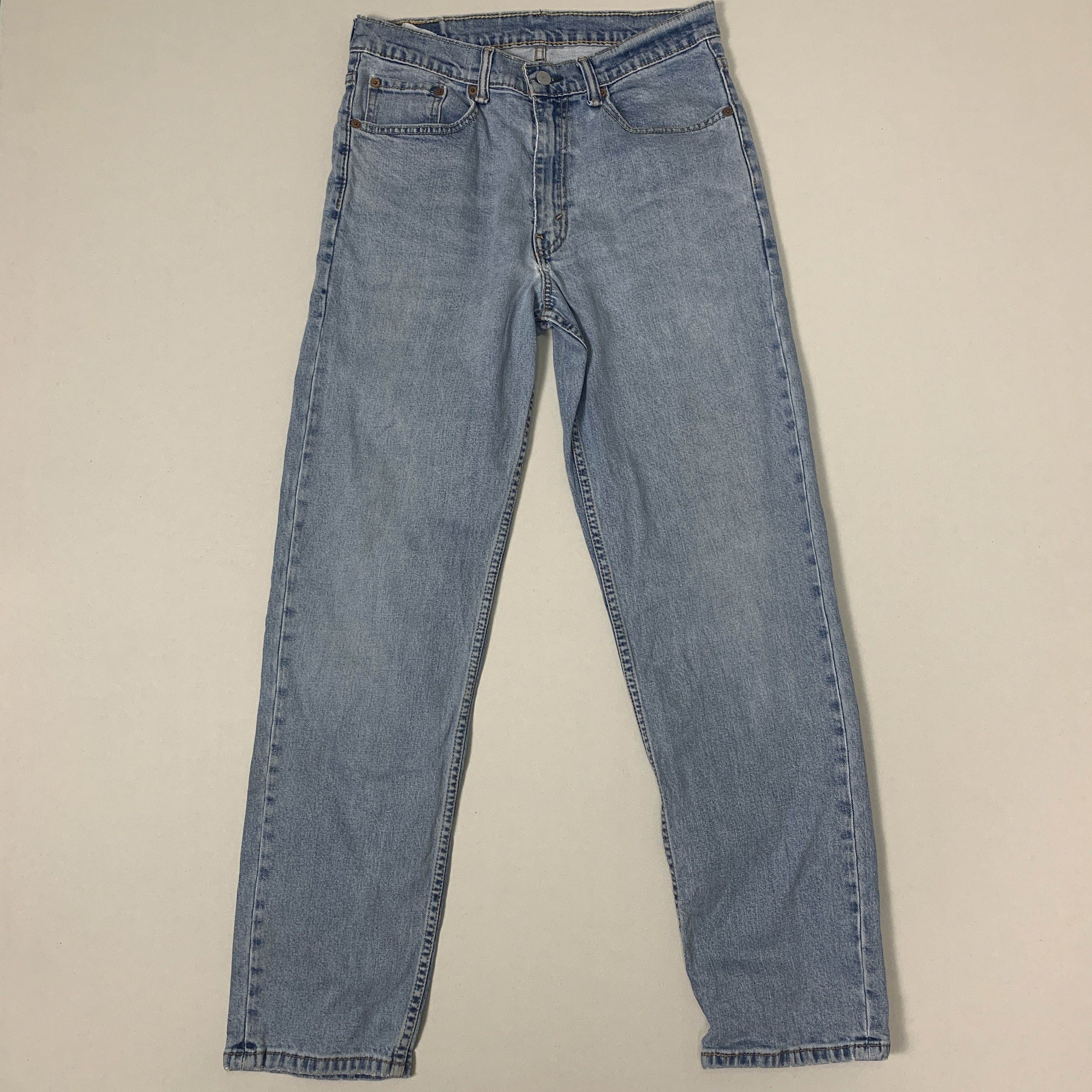Levi's × Vintage Vintage LEVI'S 550 Faded Straight Cut Mid Wash Jeans Size US 32 / EU 48 - 1 Thumbnail