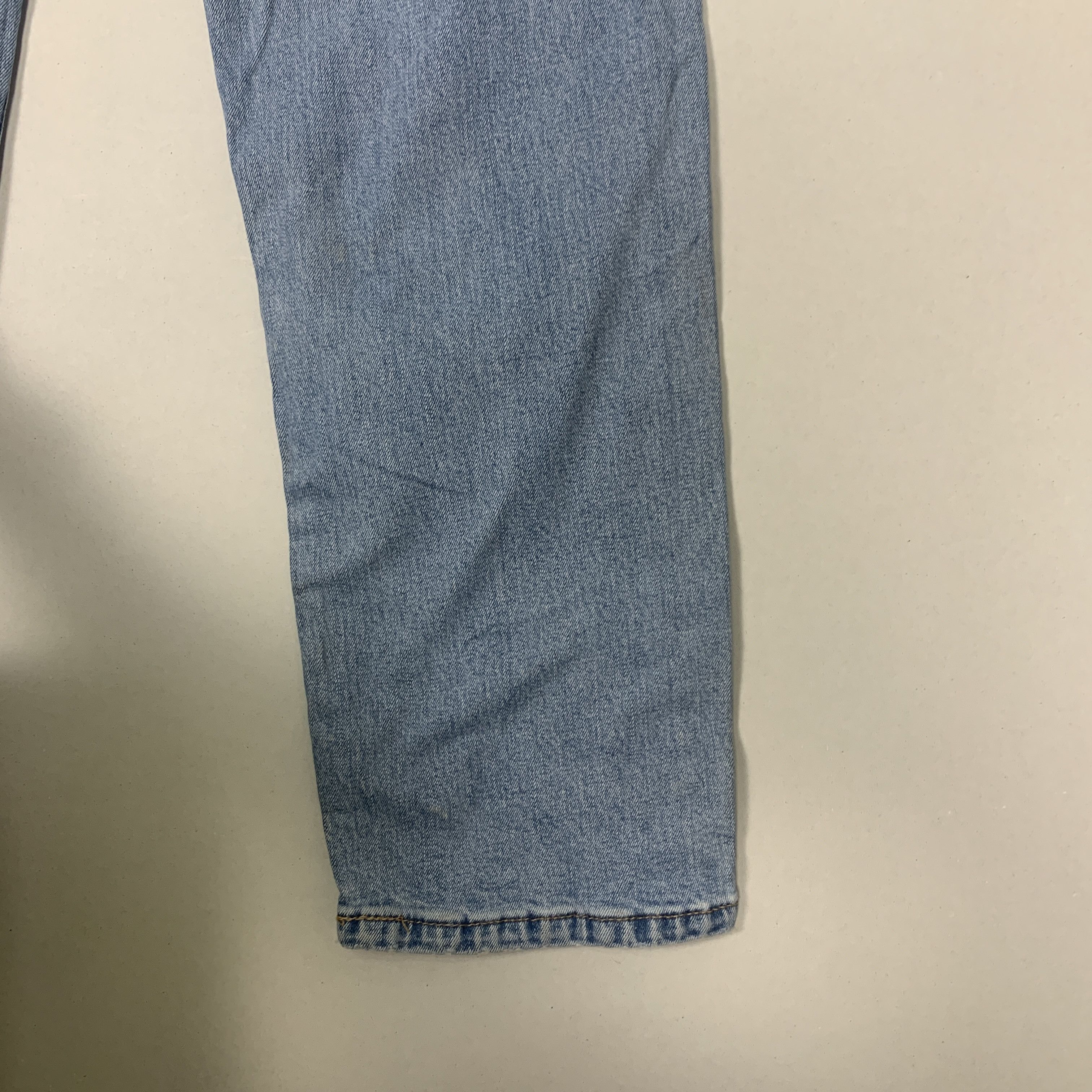 Levi's × Vintage Vintage LEVI'S 550 Faded Straight Cut Mid Wash Jeans Size US 32 / EU 48 - 9 Thumbnail
