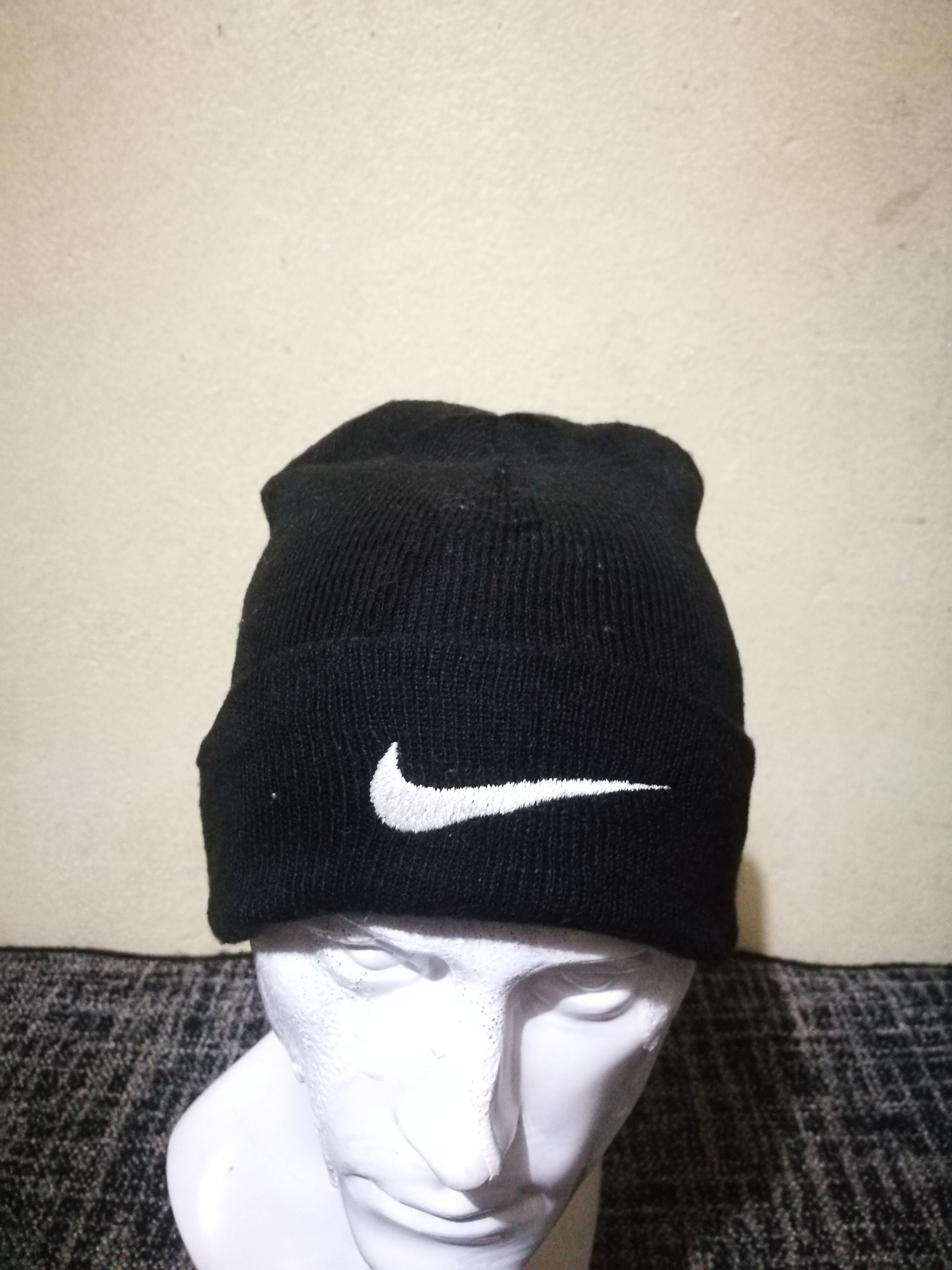 Vintage Nike Big Swoosh Beanie