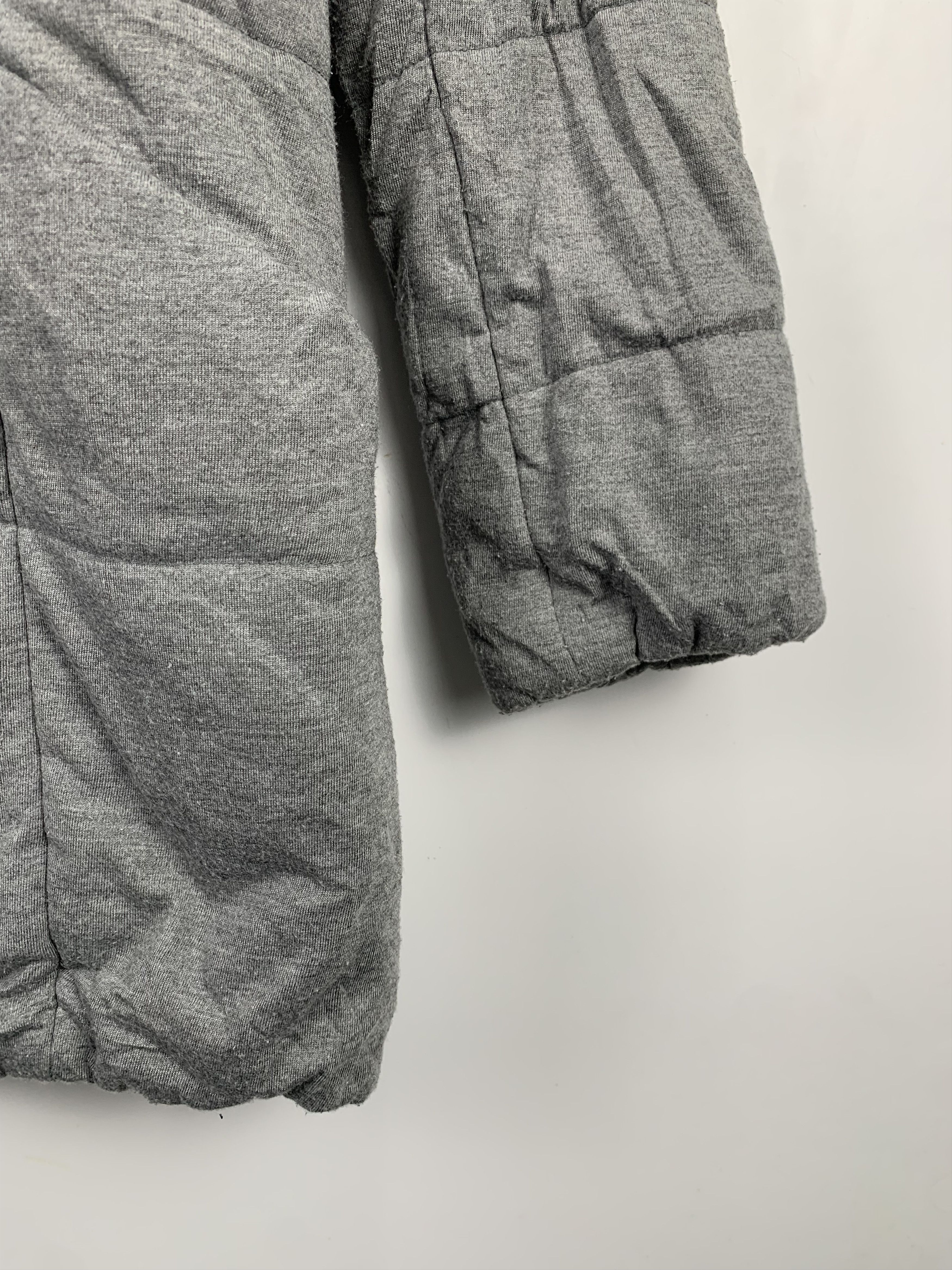 GU Vintage GU Japanese Brand Puffer Button Jacket J0449 Size US S / EU 44-46 / 1 - 3 Thumbnail