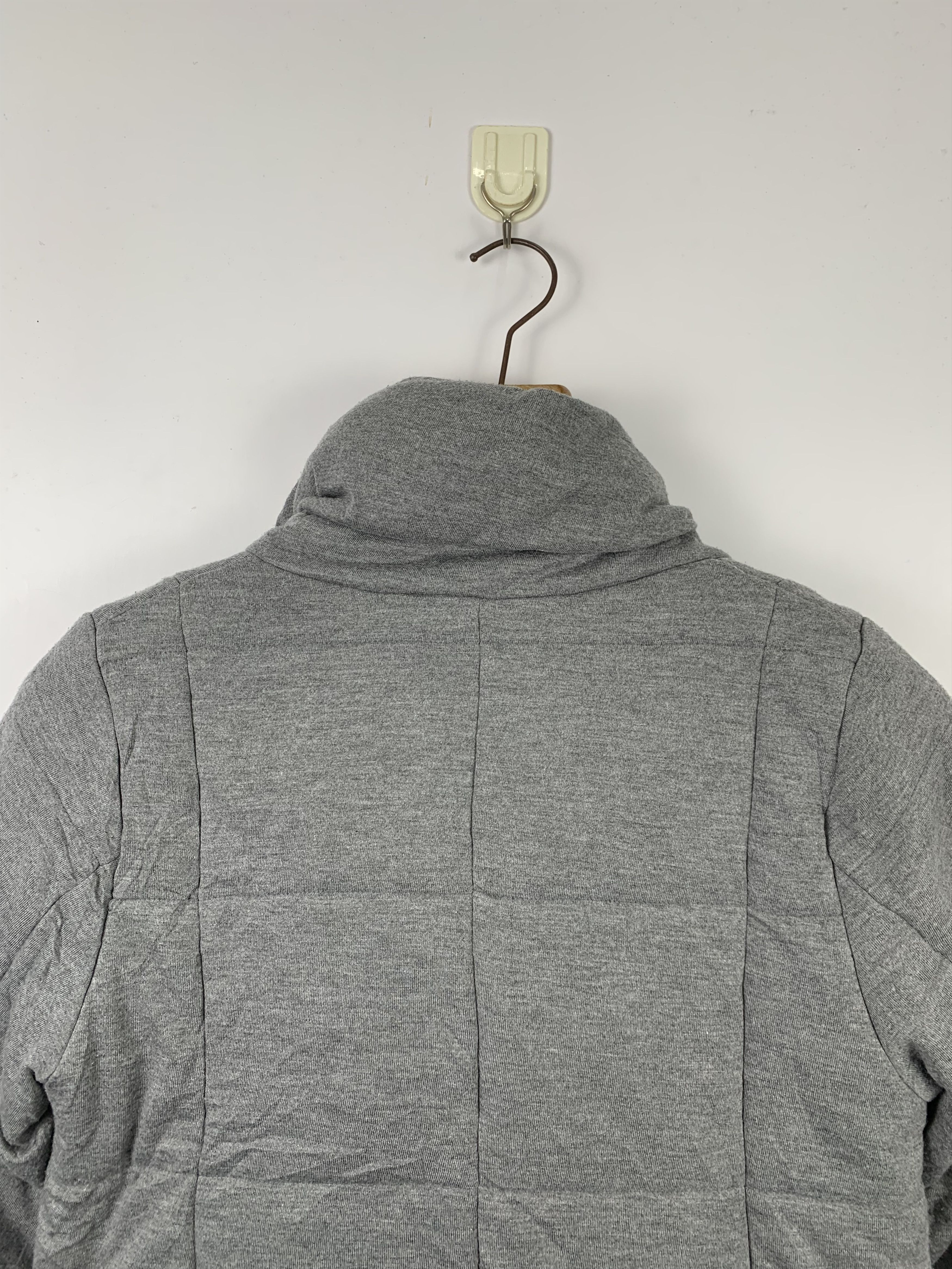 GU Vintage GU Japanese Brand Puffer Button Jacket J0449 Size US S / EU 44-46 / 1 - 7 Thumbnail
