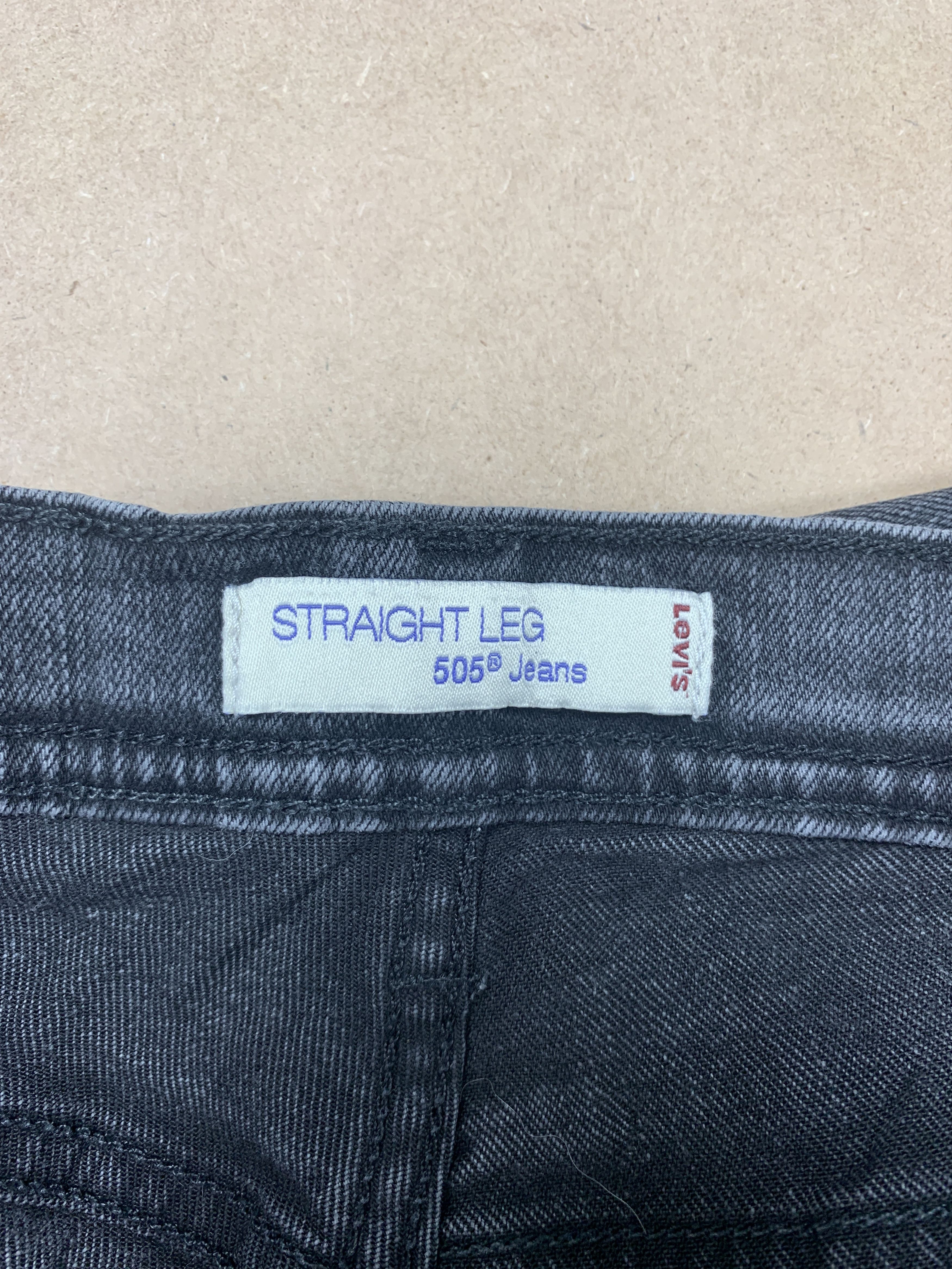 Levi's Vintage Levi's 505 Women Black Tab Faded Black Jeans Size 32" / US 10 / IT 46 - 9 Thumbnail
