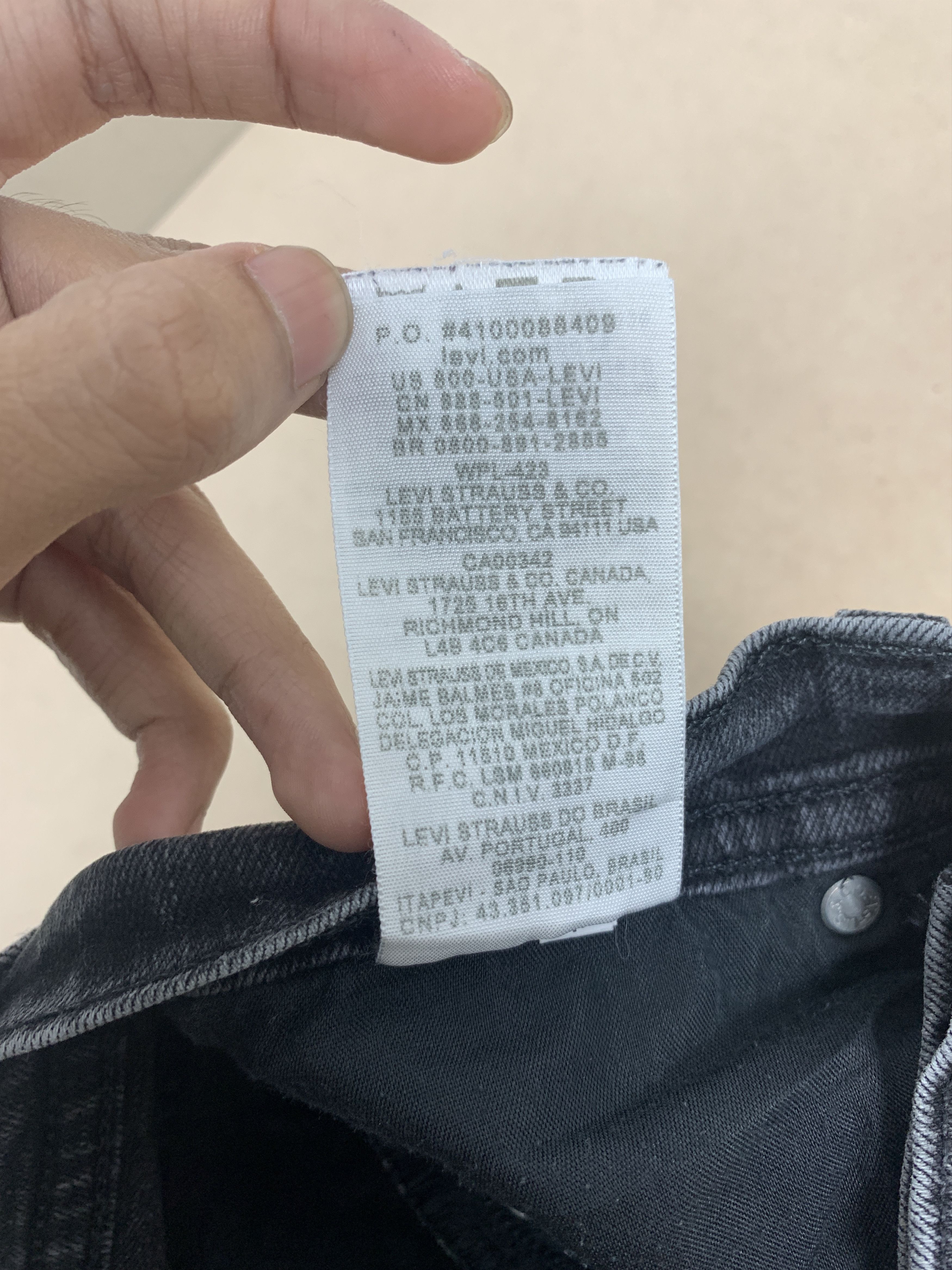 Levi's Vintage Levi's 505 Women Black Tab Faded Black Jeans Size 32" / US 10 / IT 46 - 12 Thumbnail