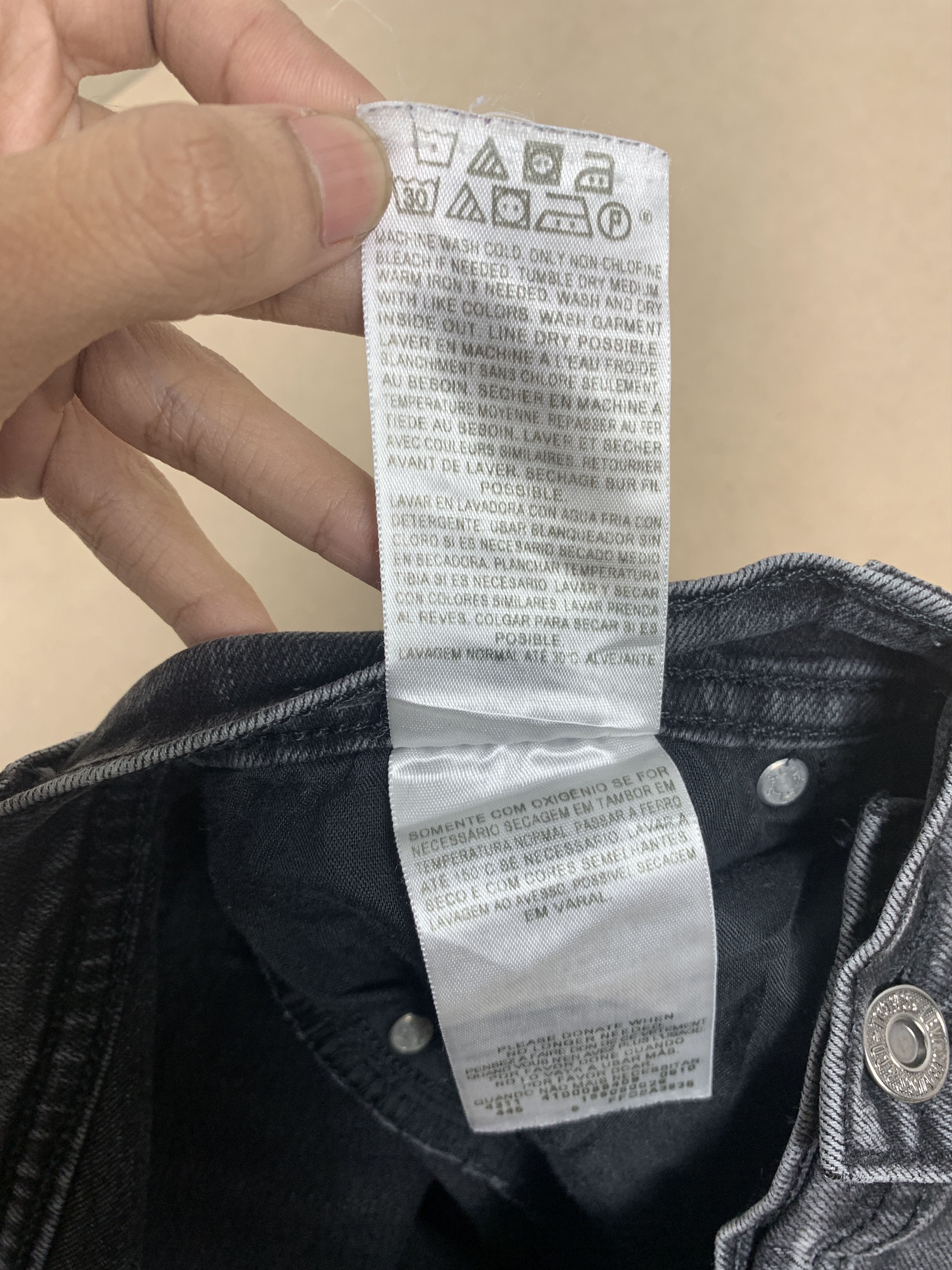 Levi's Vintage Levi's 505 Women Black Tab Faded Black Jeans Size 32" / US 10 / IT 46 - 11 Thumbnail