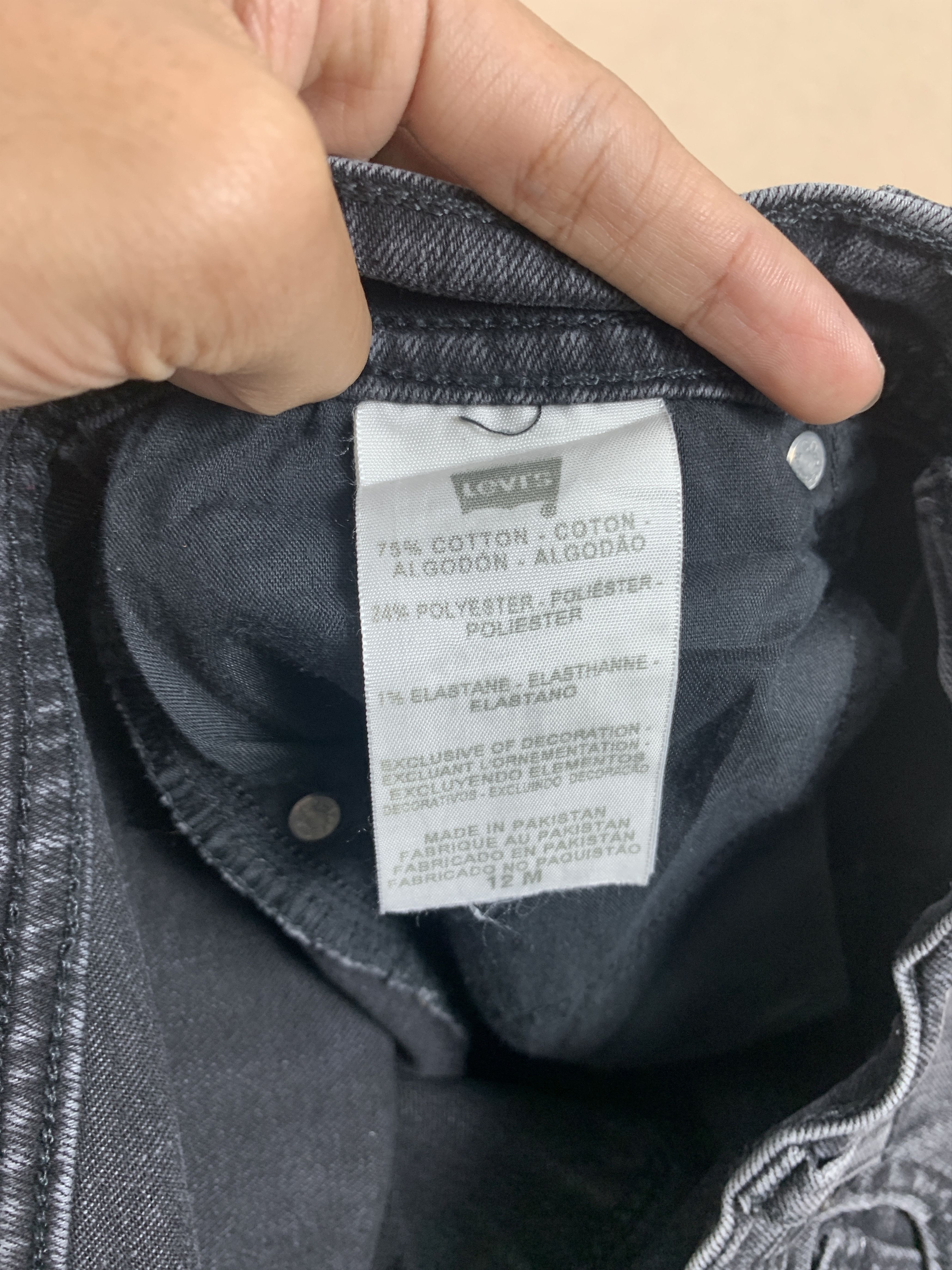Levi's Vintage Levi's 505 Women Black Tab Faded Black Jeans Size 32" / US 10 / IT 46 - 10 Thumbnail