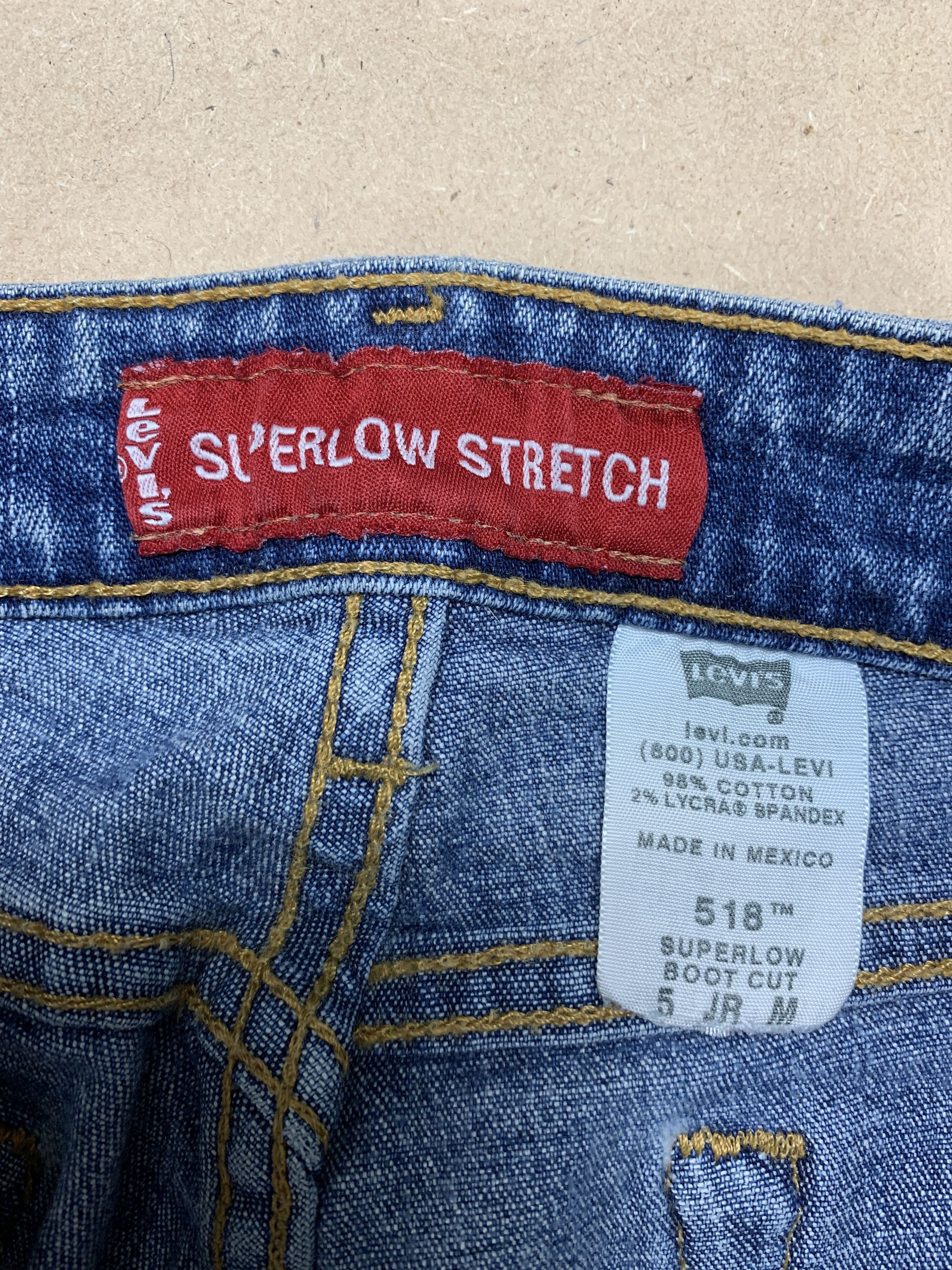 Levi's Vintage LEVI'S 518 Flared Bootcut Mid Wash Jeans Size 26" / US 2 / IT 38 - 10 Thumbnail