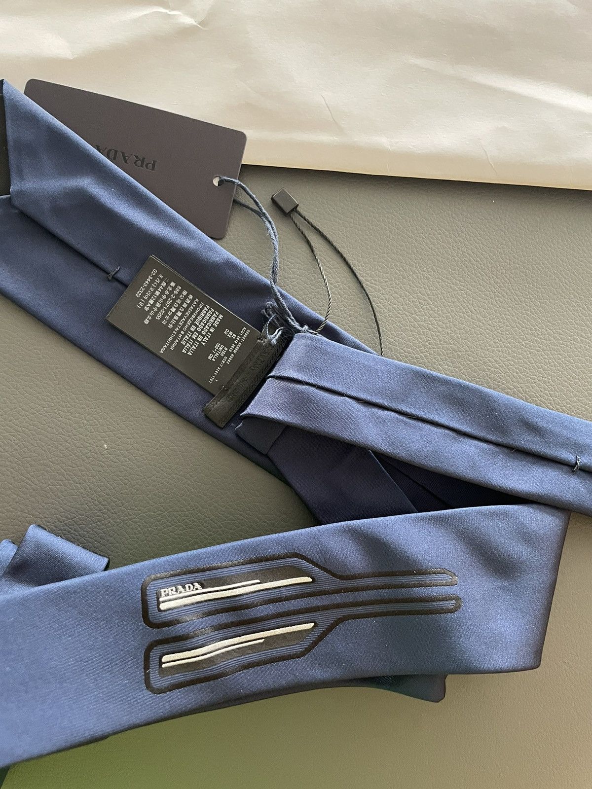 Prada RareSuper Runway Classic Iconic Prada Logo 100% Silk Tie New Size ONE SIZE - 2 Thumbnail