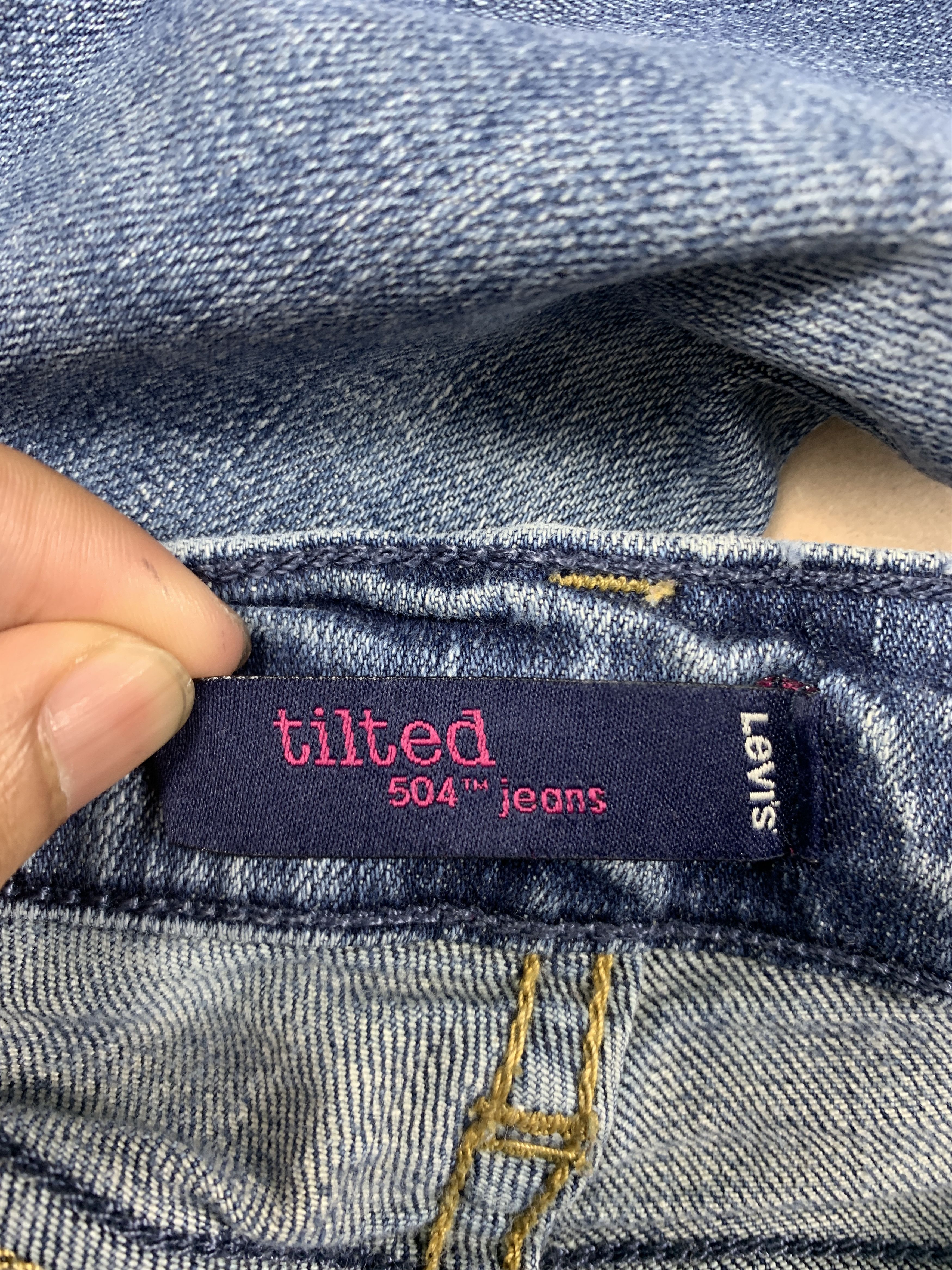 Levi's Vintage Levi's 504 Women Tilted Faded Mid Wash Blue Jeans Size 27" / US 4 / IT 40 - 13 Thumbnail