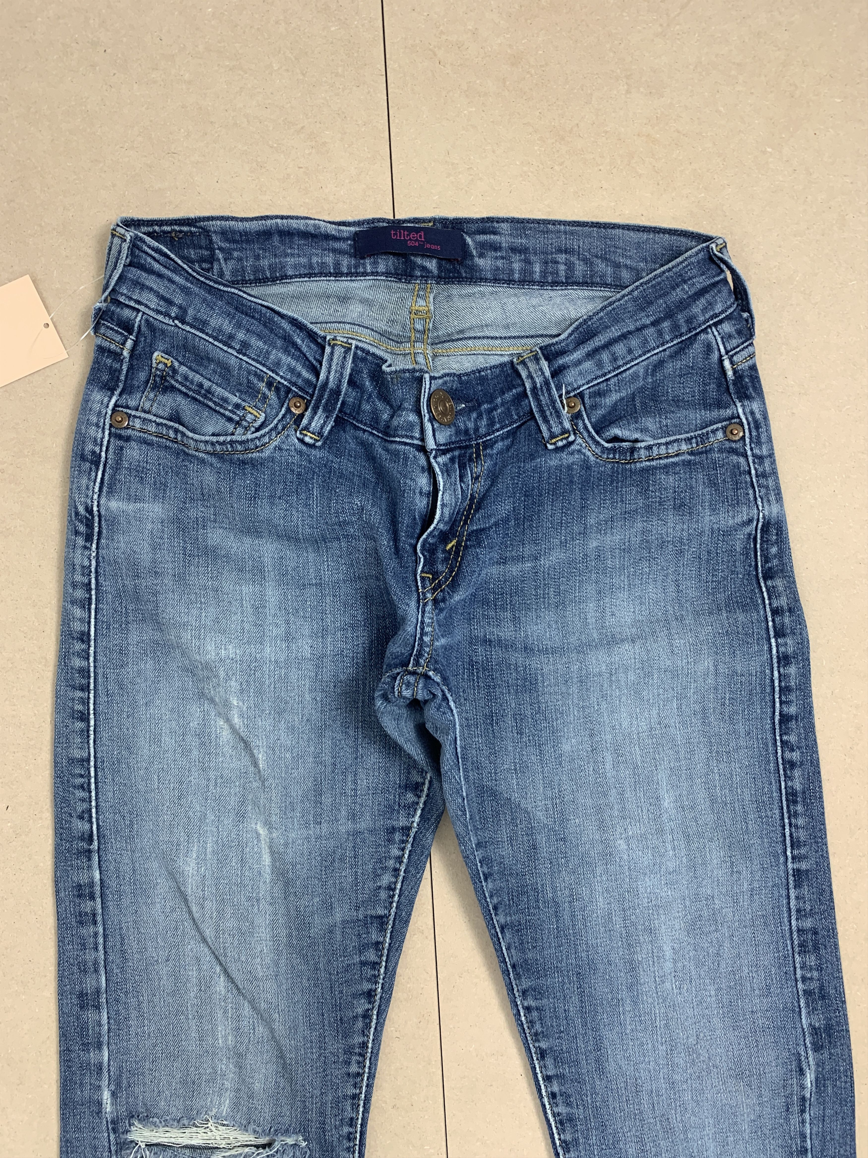 Levi's Vintage Levi's 504 Women Tilted Faded Mid Wash Blue Jeans Size 27" / US 4 / IT 40 - 2 Thumbnail