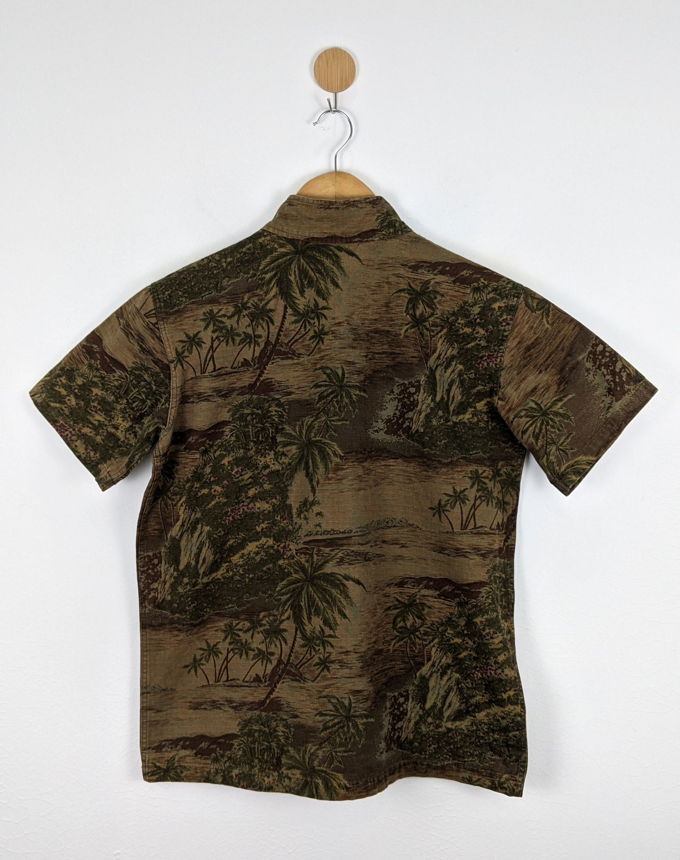 A.P.C. APC Nature Hawaii Mountains Islands half zipper Size US M / EU 48-50 / 2 - 3 Thumbnail