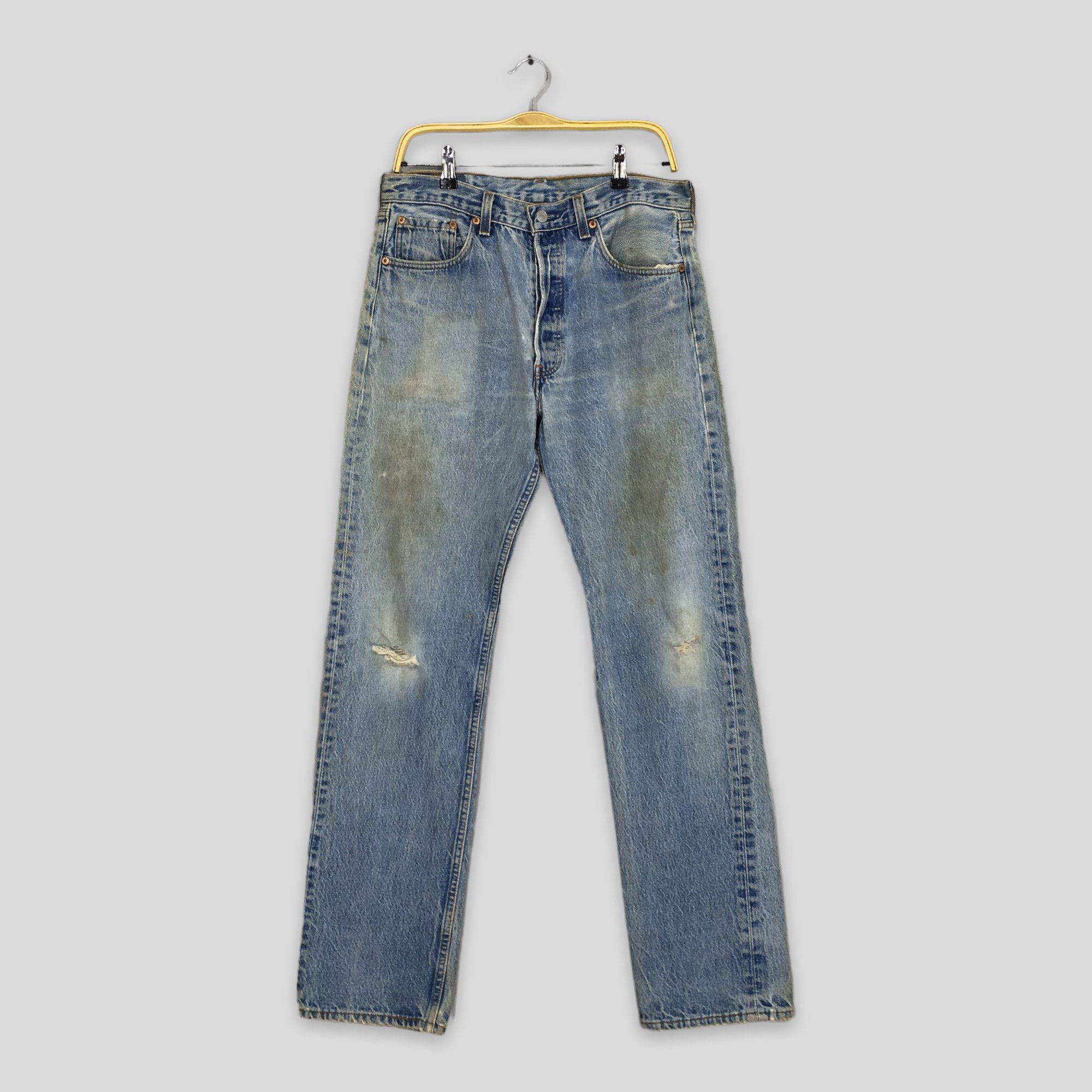 image of Levis x Vintage Size 32X32.5 Vintage 80's Levi's 501 Light Wash Jeans in Blue, Men's