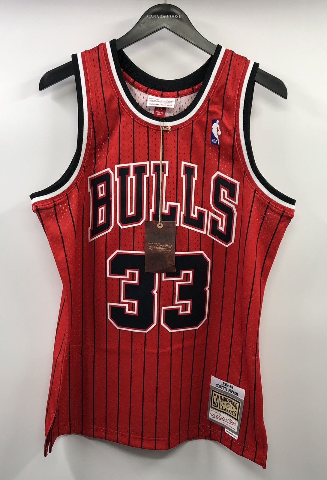 Scottie Pippen 97-98 Chicago Bulls Astro Hardwood Classic Swingman