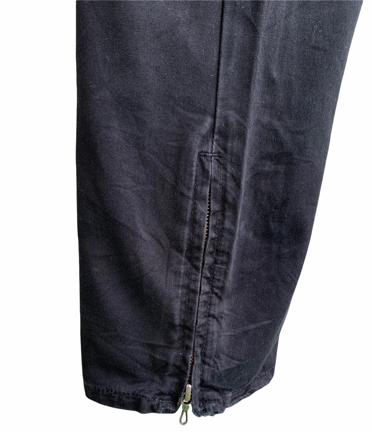 GOSTAR DE FUGA Japanese Brand Gostar De Fuga Multiple Pocket cargo Pants Size US 33 - 10 Thumbnail