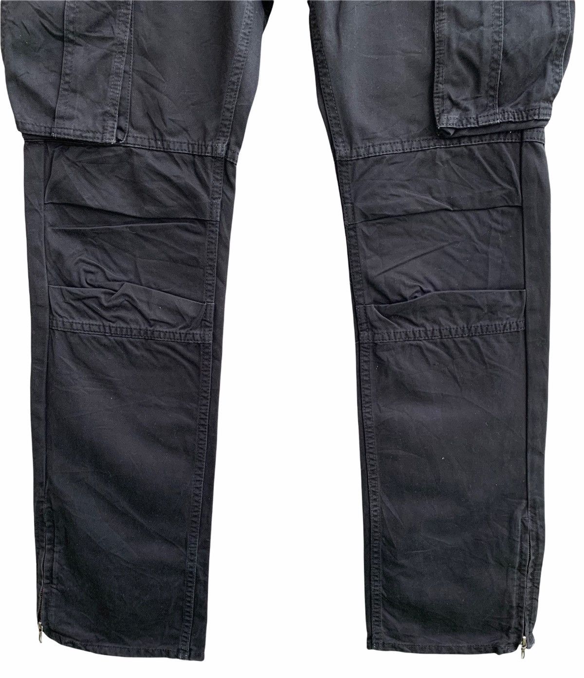 GOSTAR DE FUGA Japanese Brand Gostar De Fuga Multiple Pocket cargo Pants Size US 33 - 7 Thumbnail