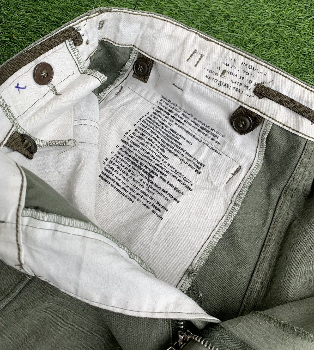 Army Of Me × Japanese Brand Vintage Nato Military Cargo Pocket Pants Size US 34 / EU 50 - 9 Thumbnail
