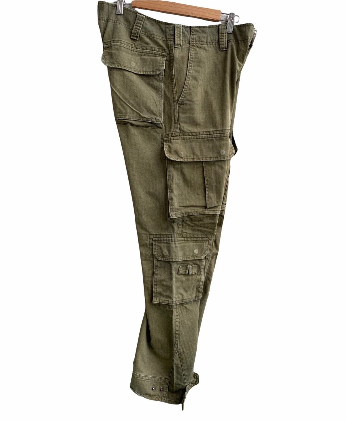 Japanese Brand Japanese Brand Purple&yellow Cargo Multiple Pocket Pants Size US 34 / EU 50 - 3 Thumbnail