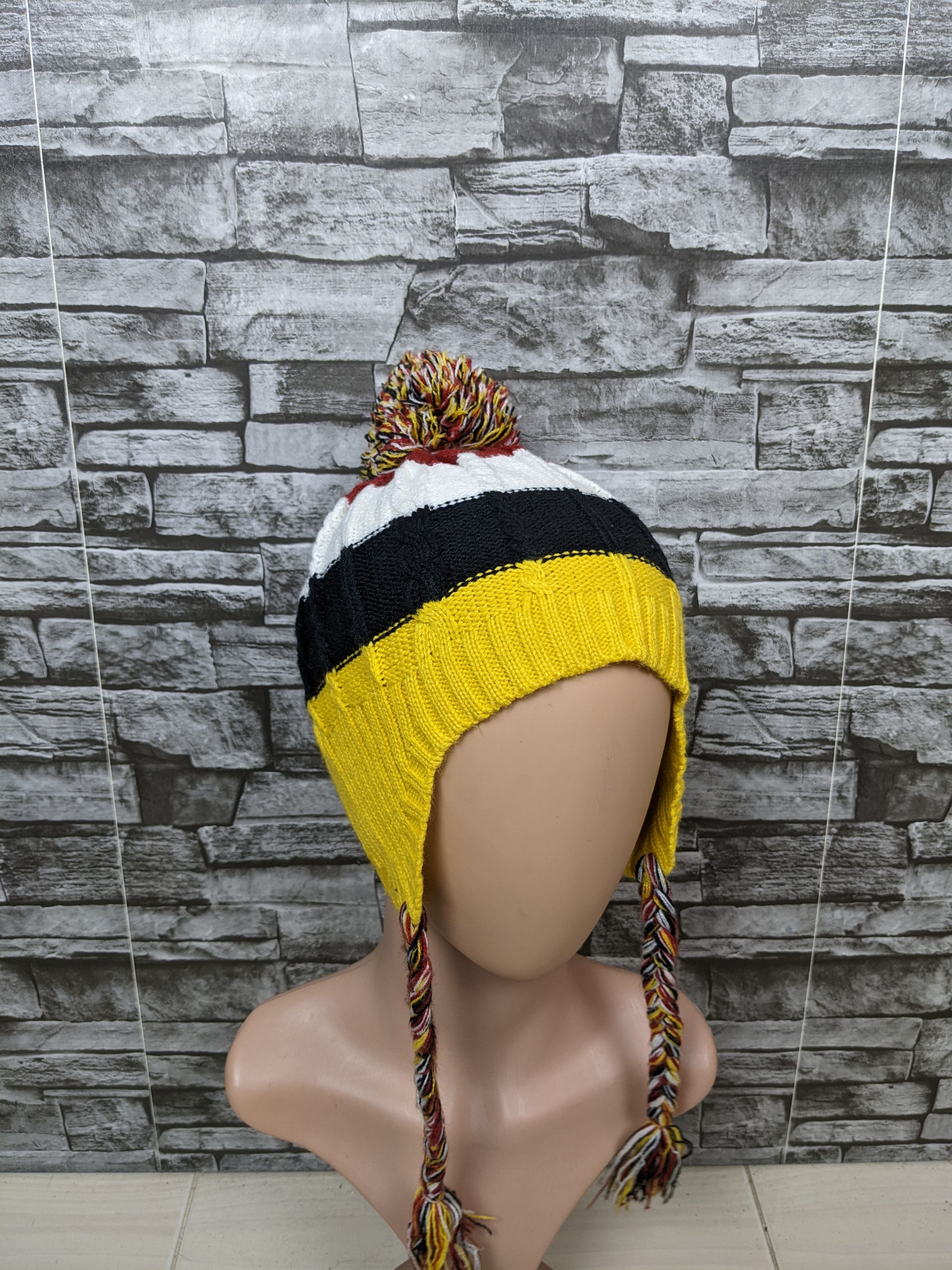 Japanese Brand Vintage Plain Unbranded Beanie Hat Cap Snowcap Ski Size ONE SIZE - 1 Thumbnail