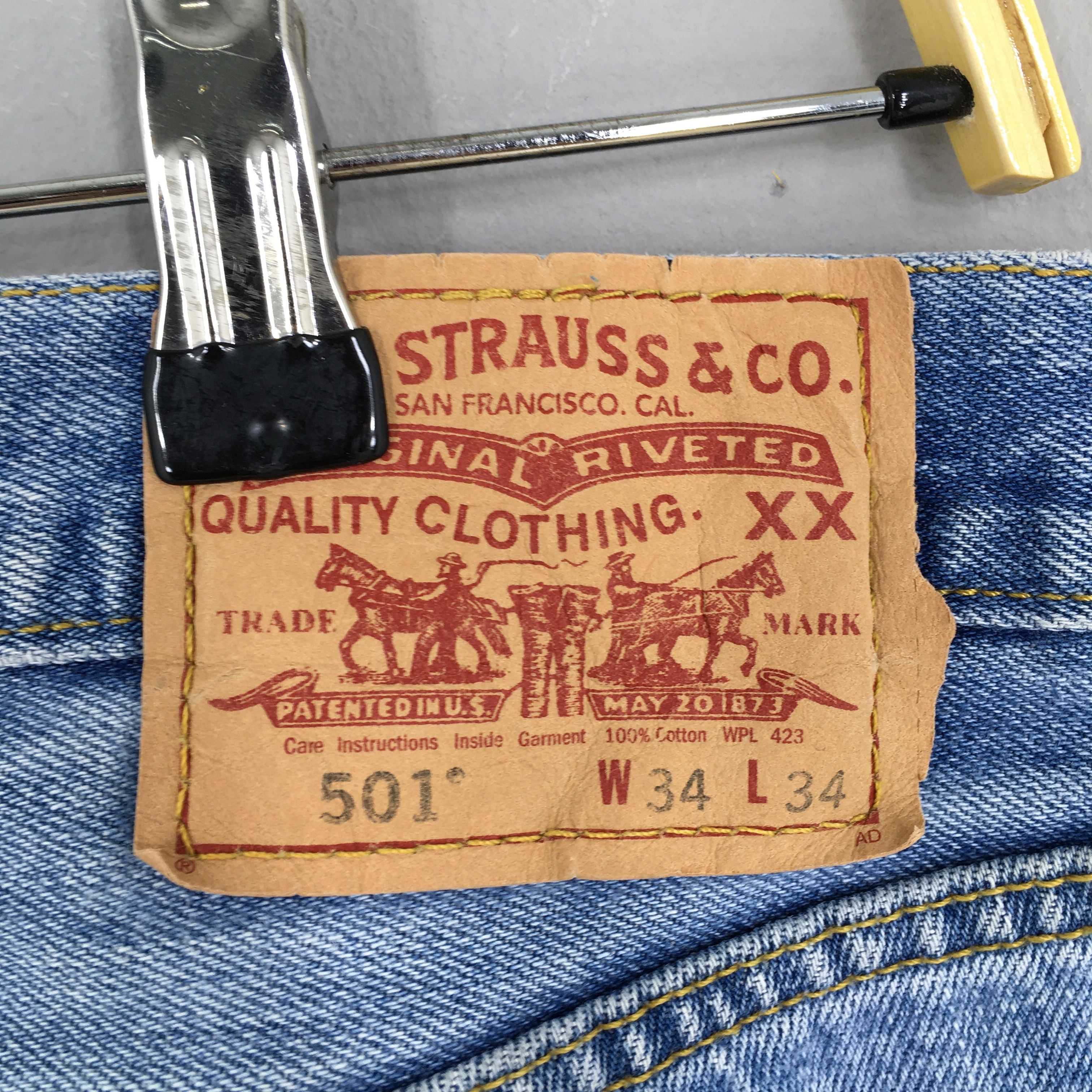 Jean Size 34x34 Vintage Levis 501 Light Washed Jeans Size US 34 / EU 50 - 20 Thumbnail