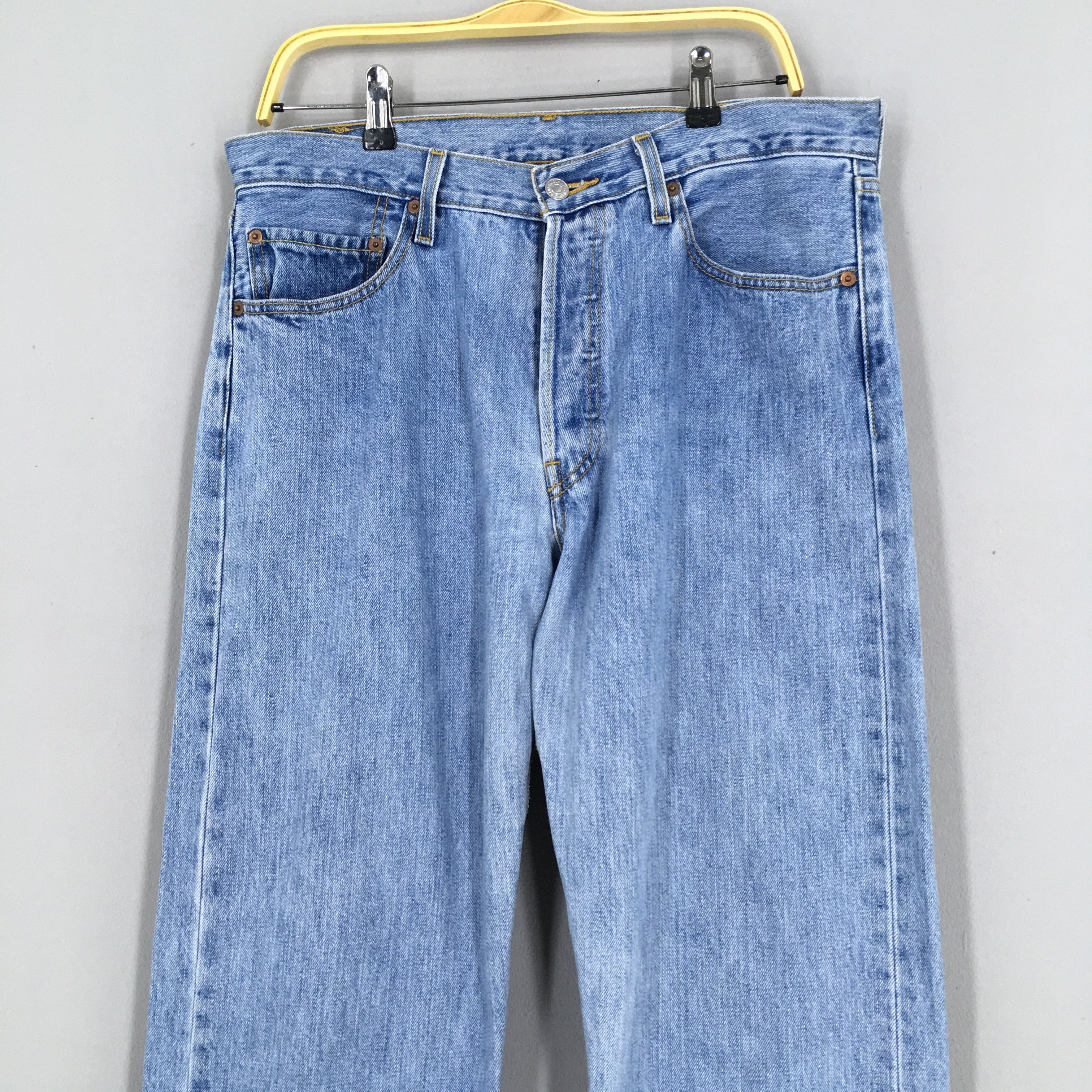 Jean Size 34x34 Vintage Levis 501 Light Washed Jeans Size US 34 / EU 50 - 2 Thumbnail
