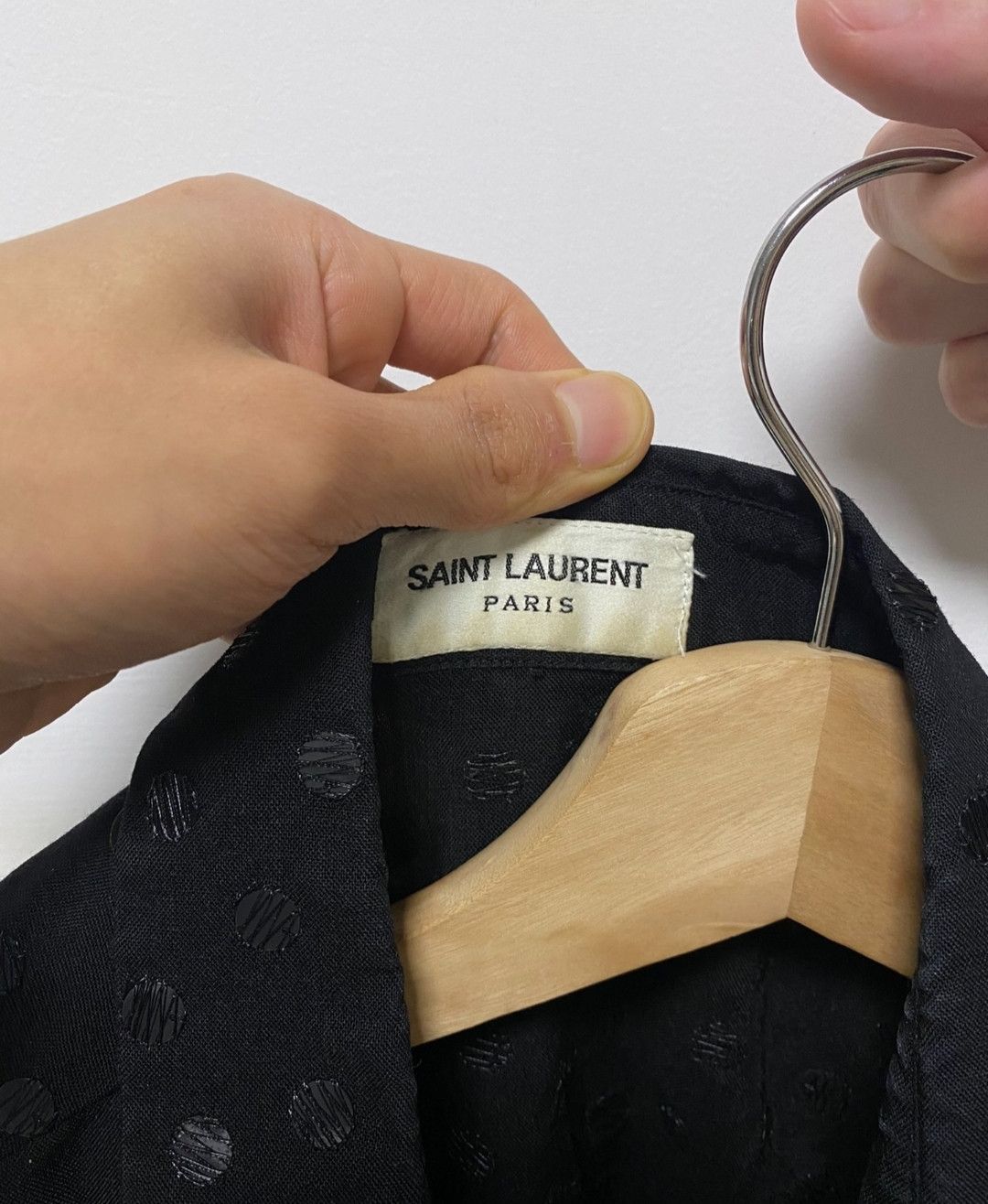 Saint Laurent Paris Saint Laurent Sequin shirt Size US L / EU 52-54 / 3 - 2 Thumbnail