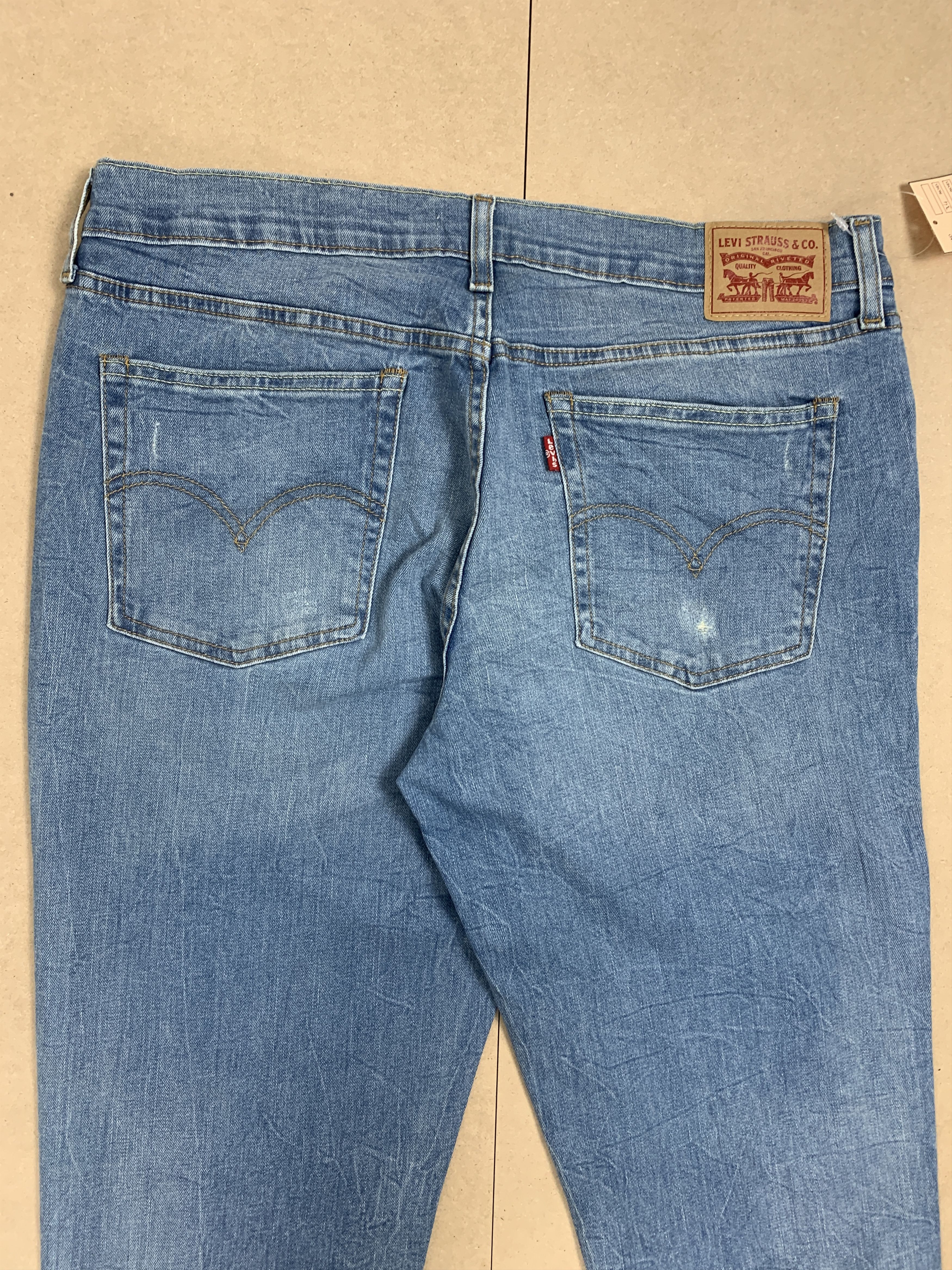 Levi's Vintage Levis Women Boyfriend Faded Distressed Jeans P0101 Size 34" / US 12 / IT 48 - 9 Thumbnail