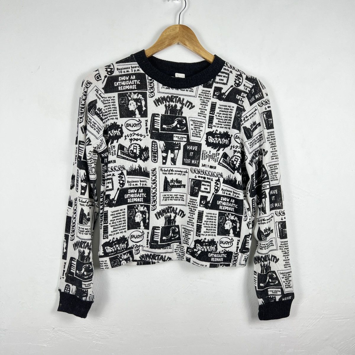Band Tees Vintage GU Punk Design Rock Band Sweatshirt SS0002 Size US S / EU 44-46 / 1 - 1 Thumbnail