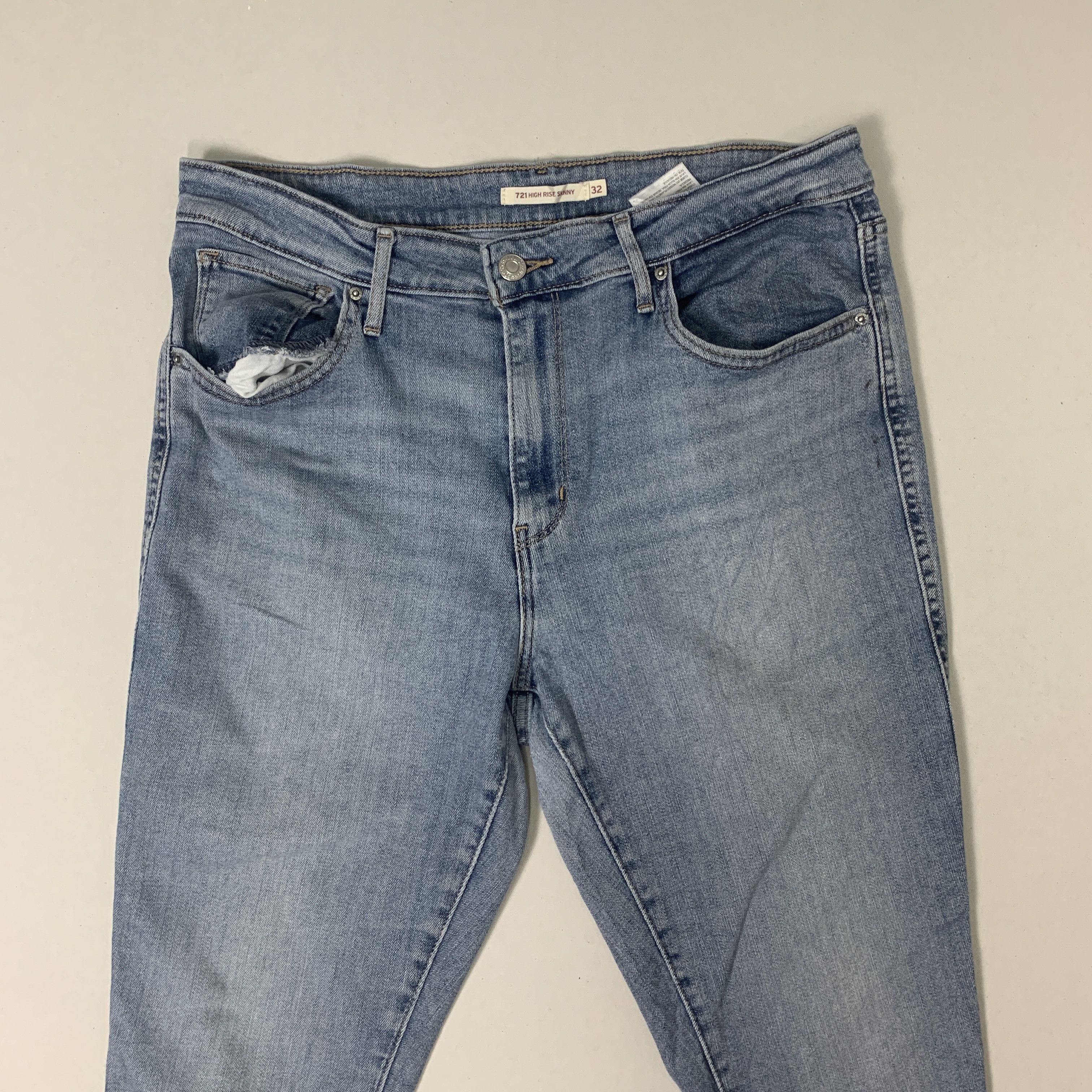 Levi's Vintage LEVI'S 721 Distressed Faded Jeans P0031 Size 32" / US 10 / IT 46 - 2 Thumbnail