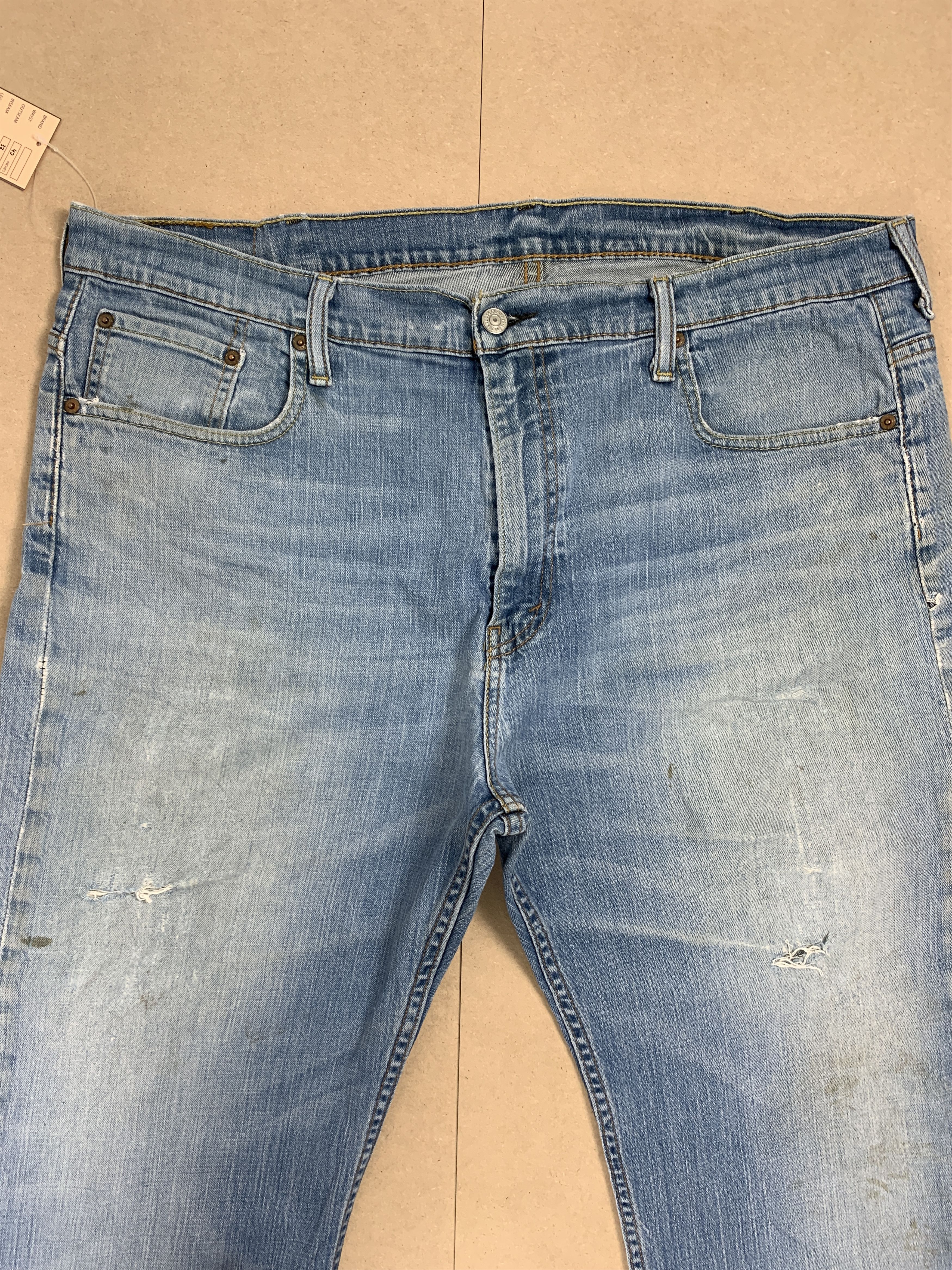 Levi's Vintage Levis 569 Straight Cut Faded Mid Wash Jeans Size US 42 / EU 58 - 3 Thumbnail