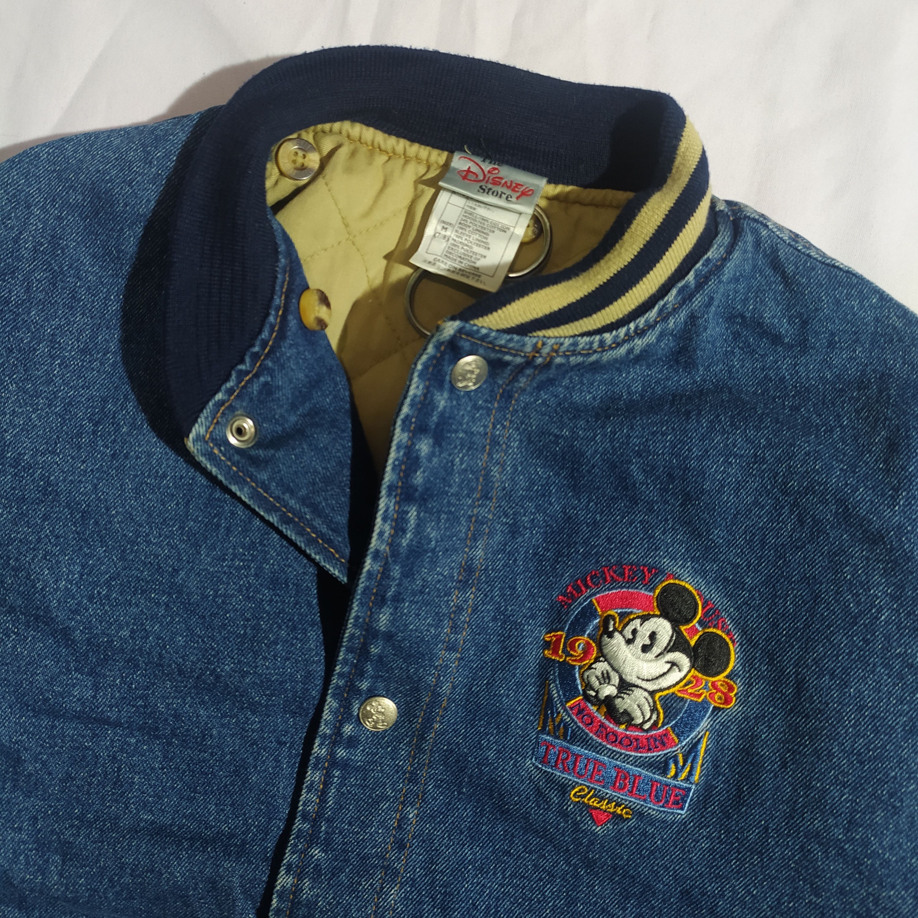Disney × Vintage Vintage Varsity disney Mickey mouse size M kids Size US M / EU 48-50 / 2 - 4 Thumbnail