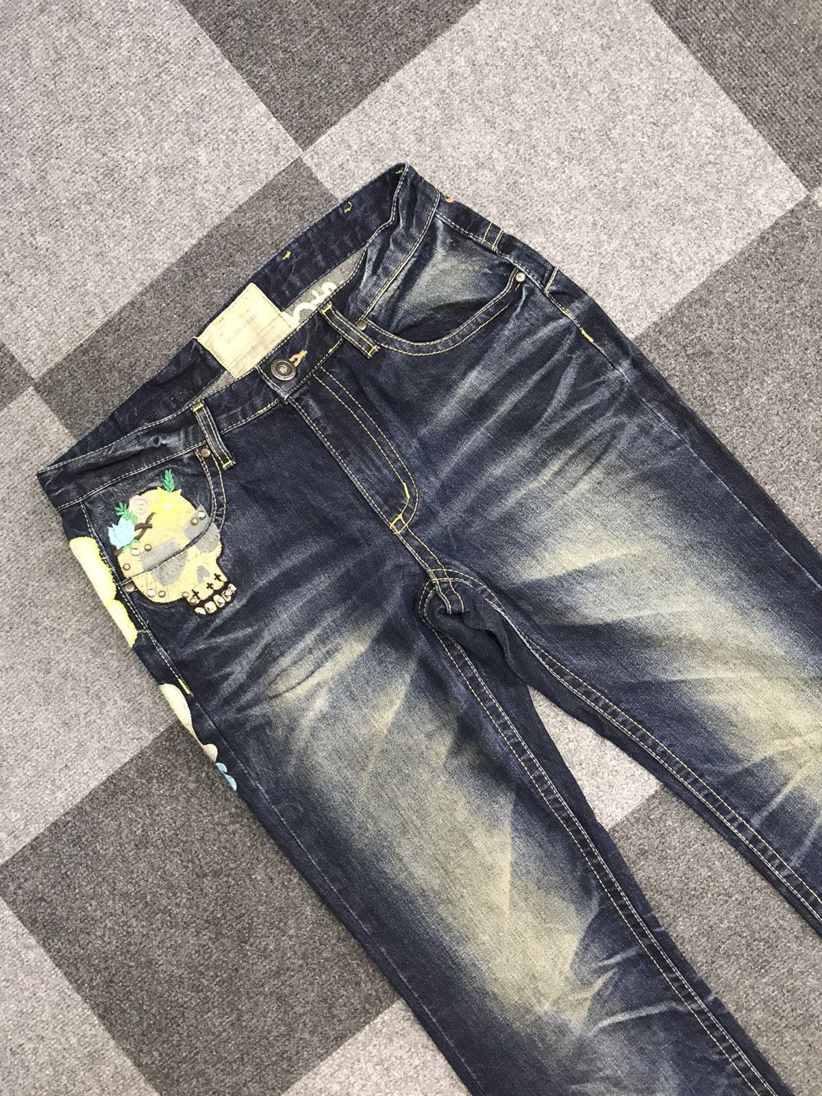 Seditionaries 💥ART💥LOLITA Skull Embroidery Series Faded Jeans Size 32" / US 10 / IT 46 - 3 Thumbnail