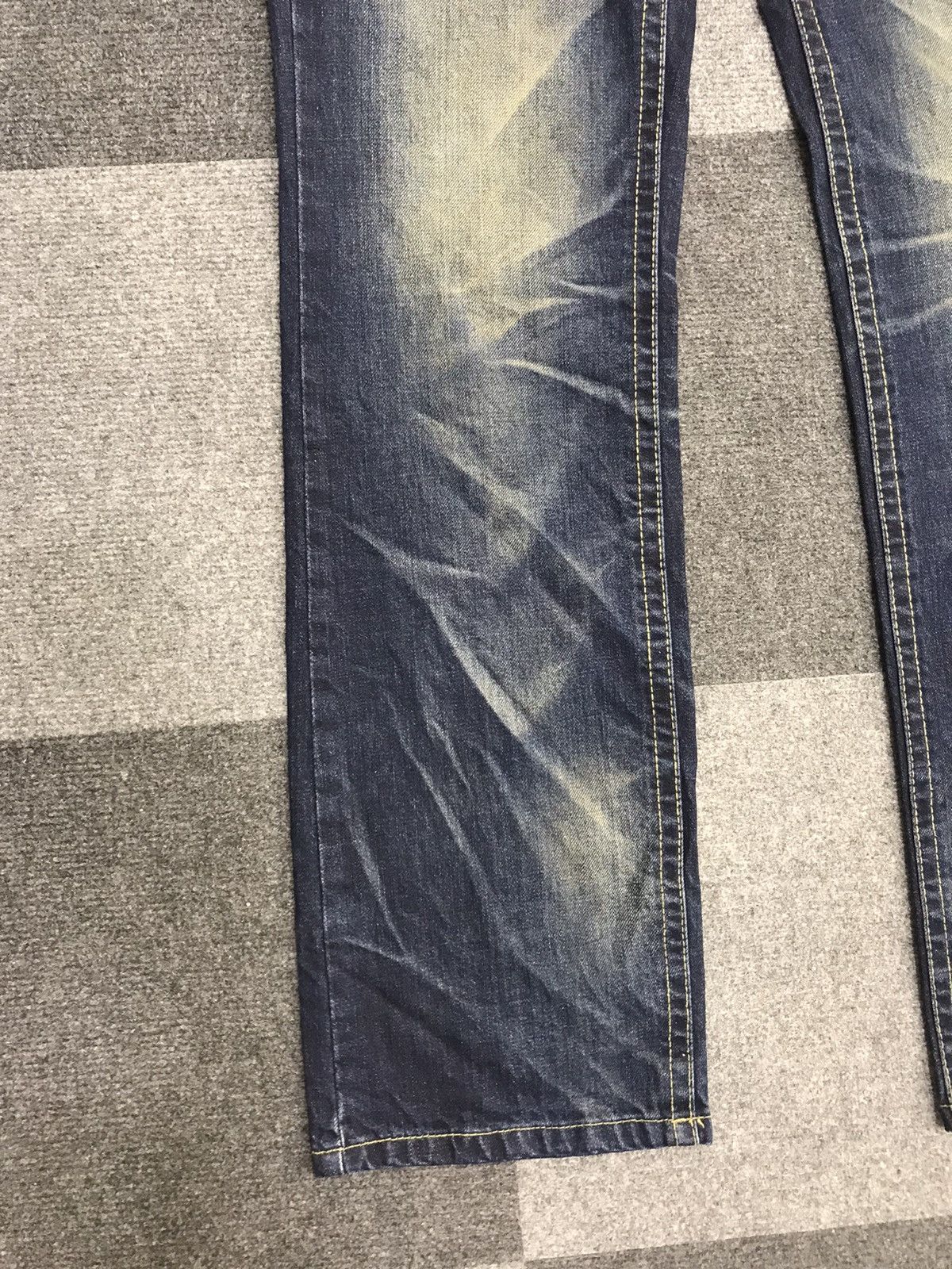Seditionaries 💥ART💥LOLITA Skull Embroidery Series Faded Jeans Size 32" / US 10 / IT 46 - 6 Thumbnail