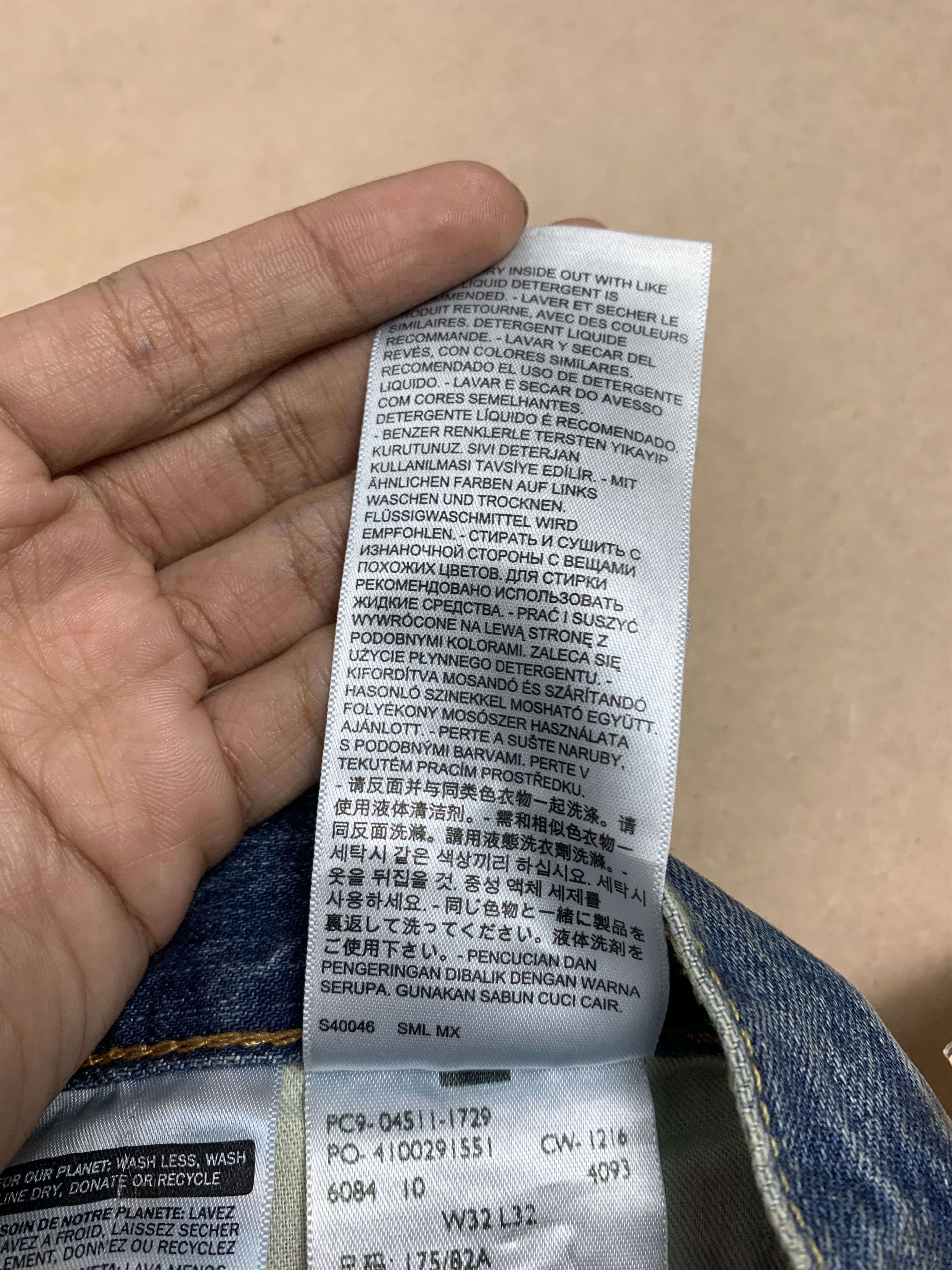 Levi's × Vintage Vintage Levis 511 Straight Cut Distressed Faded Blue Jeans Size US 34 / EU 50 - 18 Thumbnail
