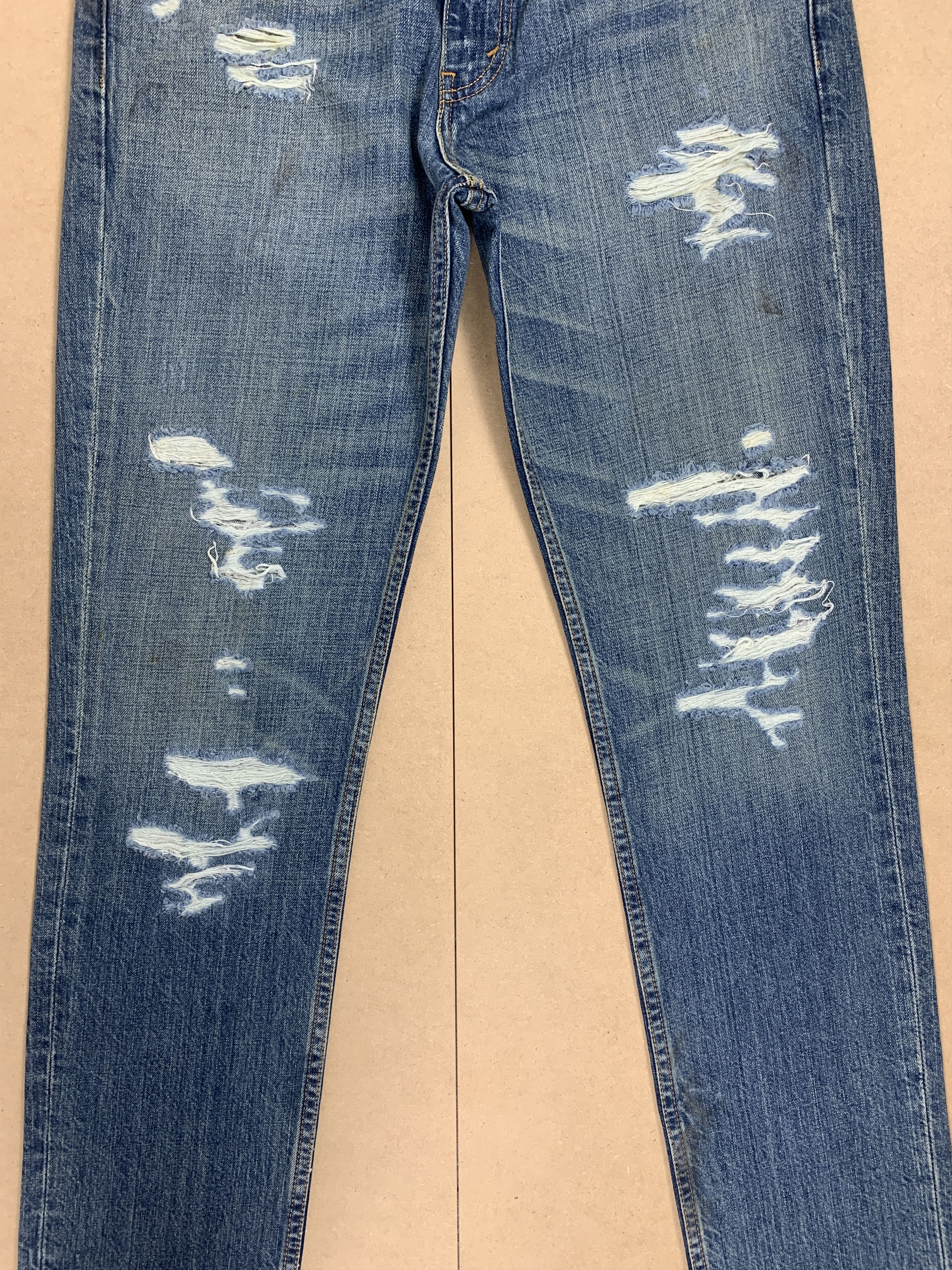 Levi's × Vintage Vintage Levis 511 Straight Cut Distressed Faded Blue Jeans Size US 34 / EU 50 - 3 Thumbnail