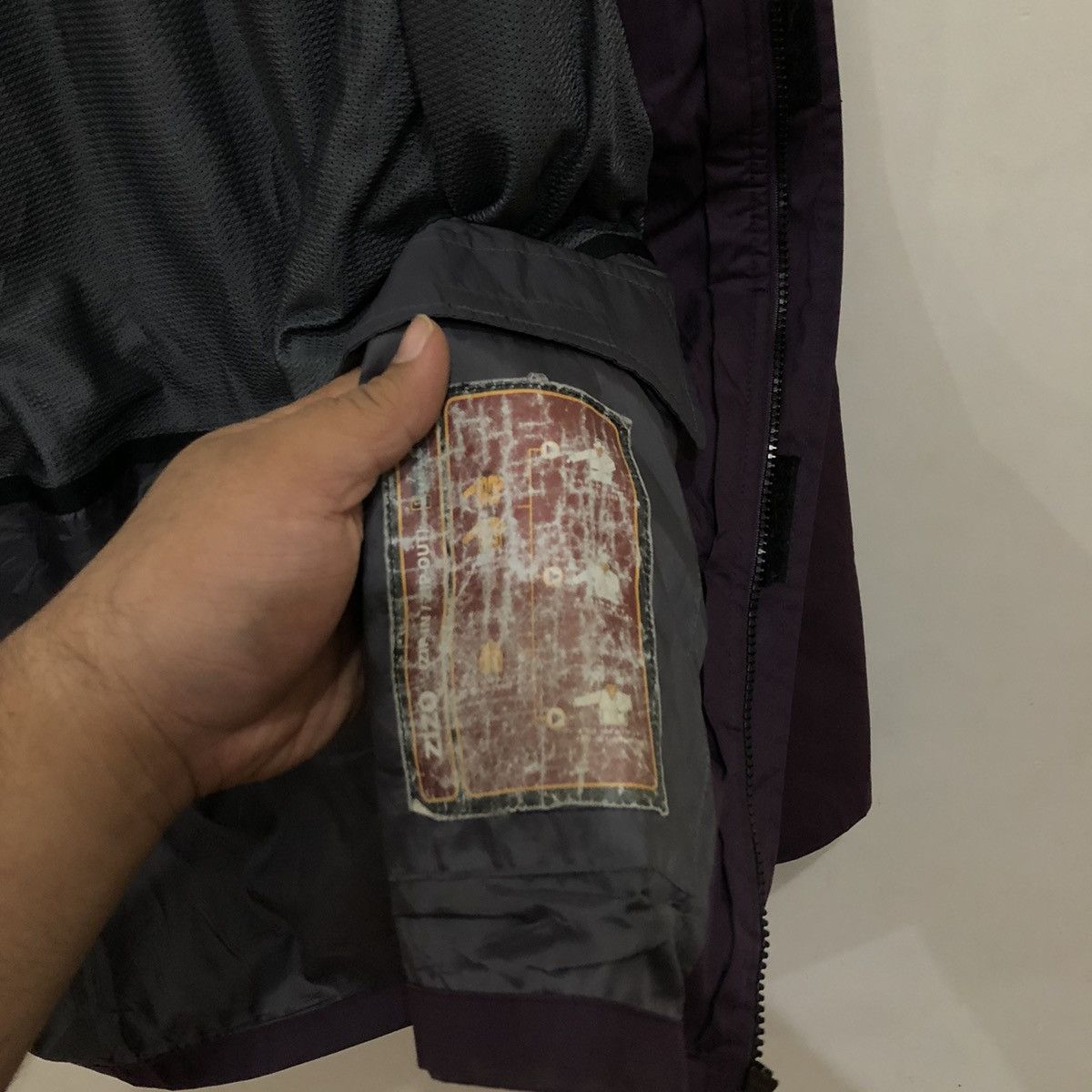 Nike Nike Multi Pocket Windbreaker Jacket Size US S / EU 44-46 / 1 - 13 Thumbnail