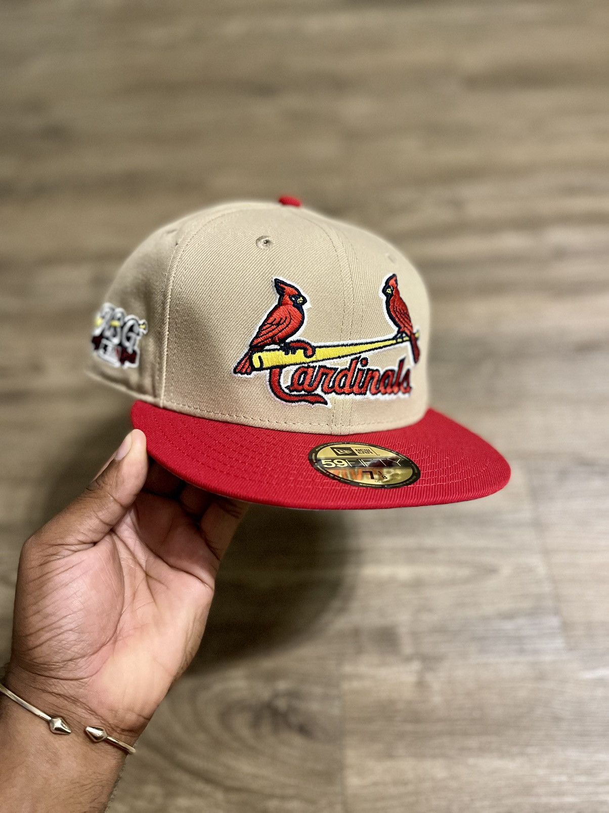 New Era St. Louis Cardinals Camel 2 Two Tone Ty Hero 7 1/8