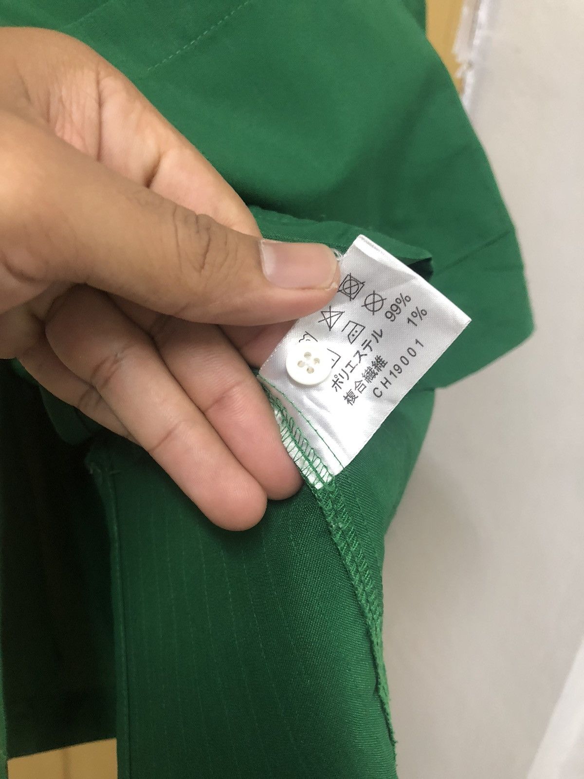 Japanese Brand Vintage 7 Eleven Apperall Short Sleeve Zipper Shirt Size US M / EU 48-50 / 2 - 6 Thumbnail