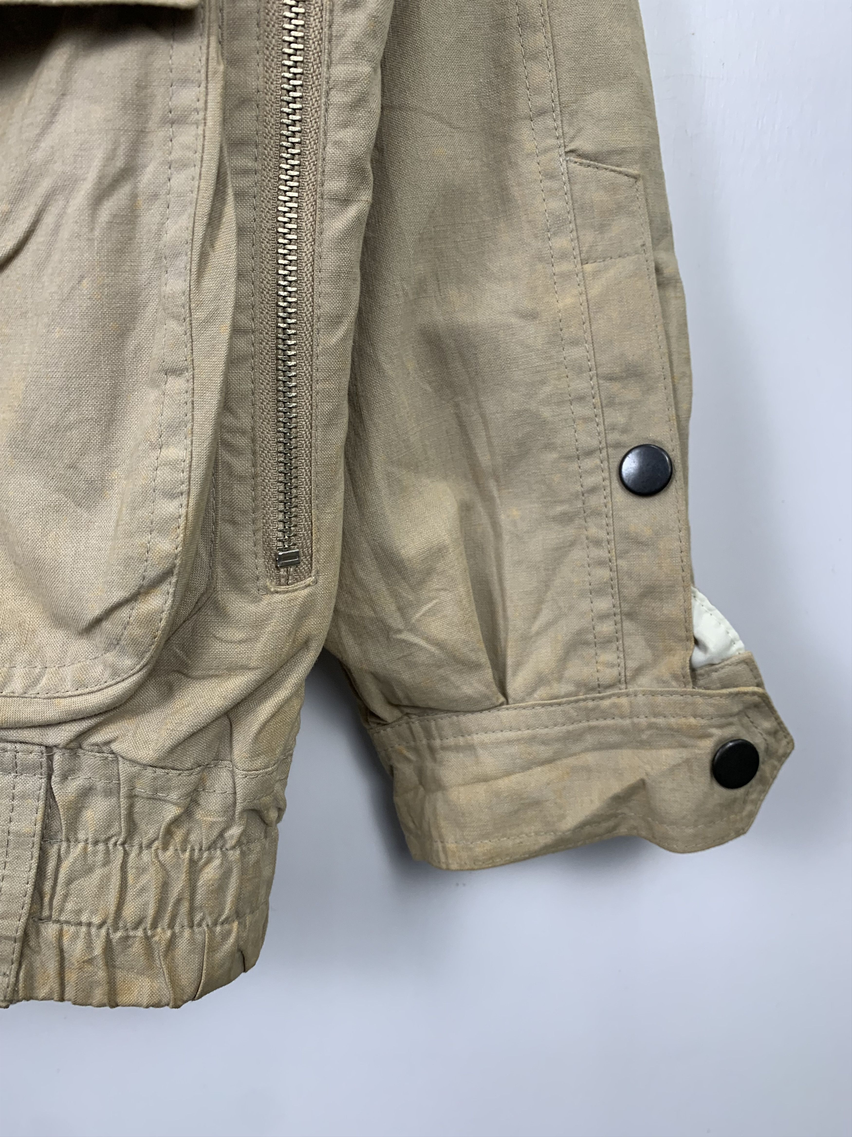 Vintage Vintage GERMAN BRAND Multi Pocket Khaki Jacket J0544 Size US S / EU 44-46 / 1 - 3 Thumbnail