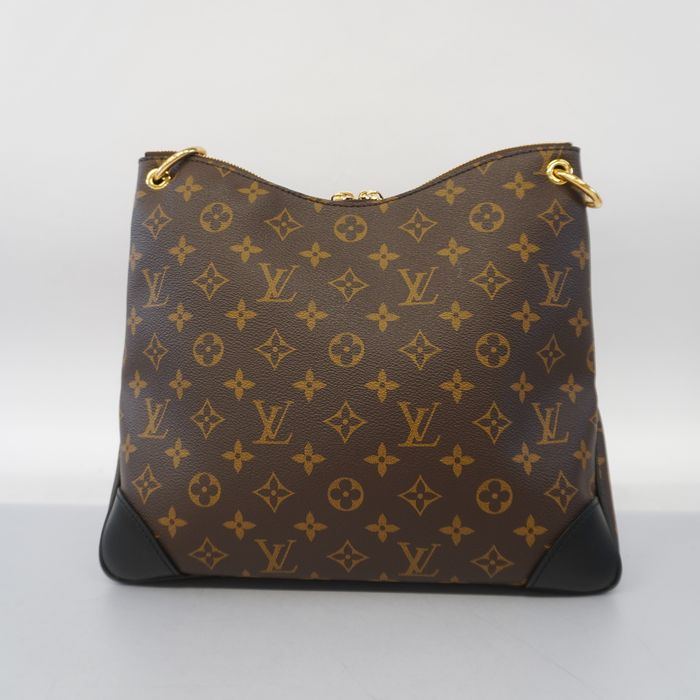 Louis-Vuitton-Monogram-Odeon-NM-MM-Crossbody-Bag-Noir-M45352